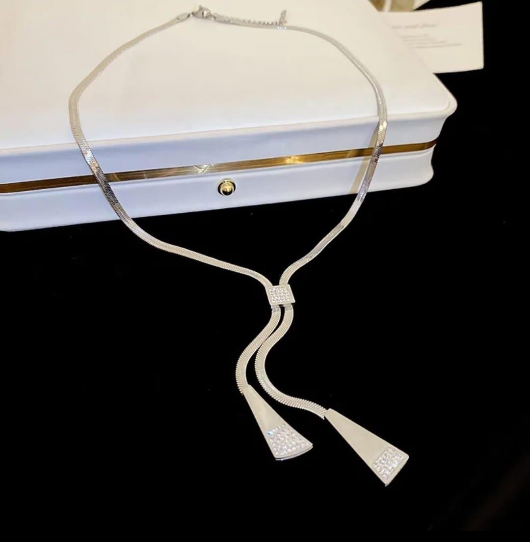 Sns202809Gümüş Rengi Çelik Kolye