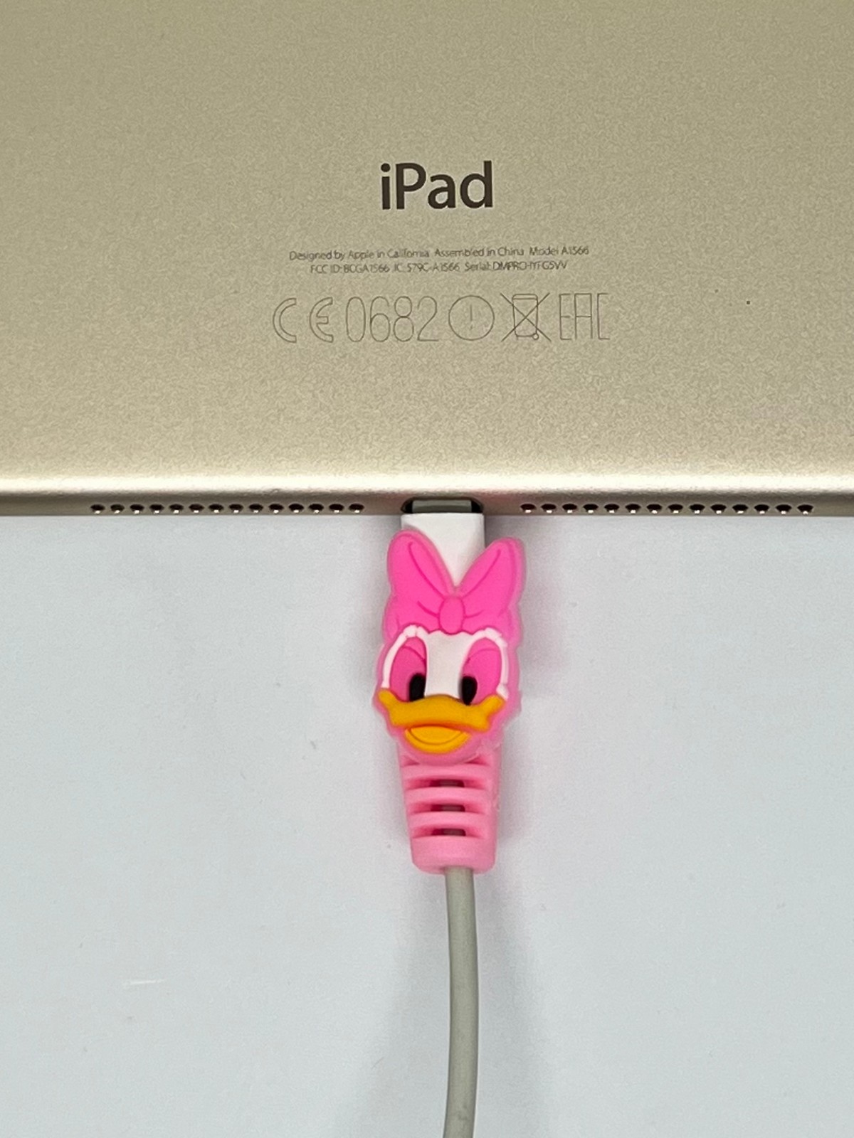 Daisy Duck Temalı Şarj Aleti Kablo Koruyucu 