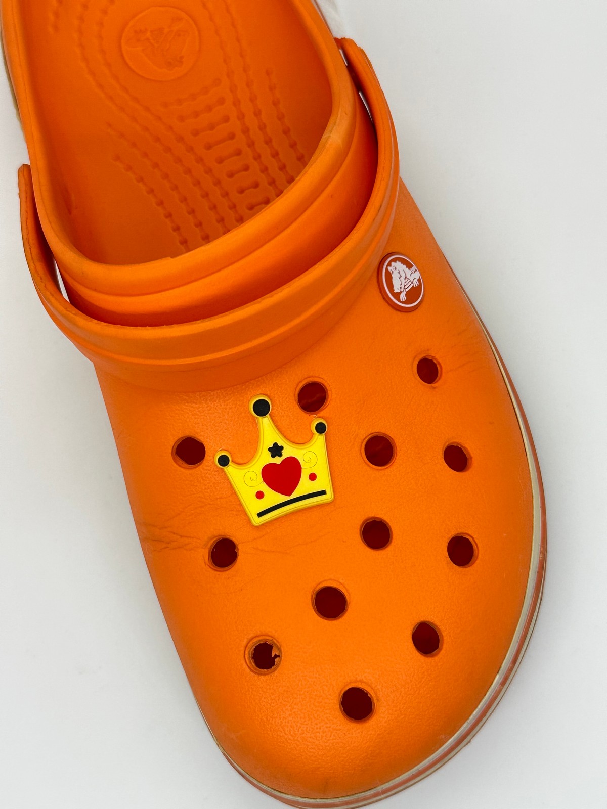 Kalpli Taç Temalı Jibbitz Crocs Terlik Süsü