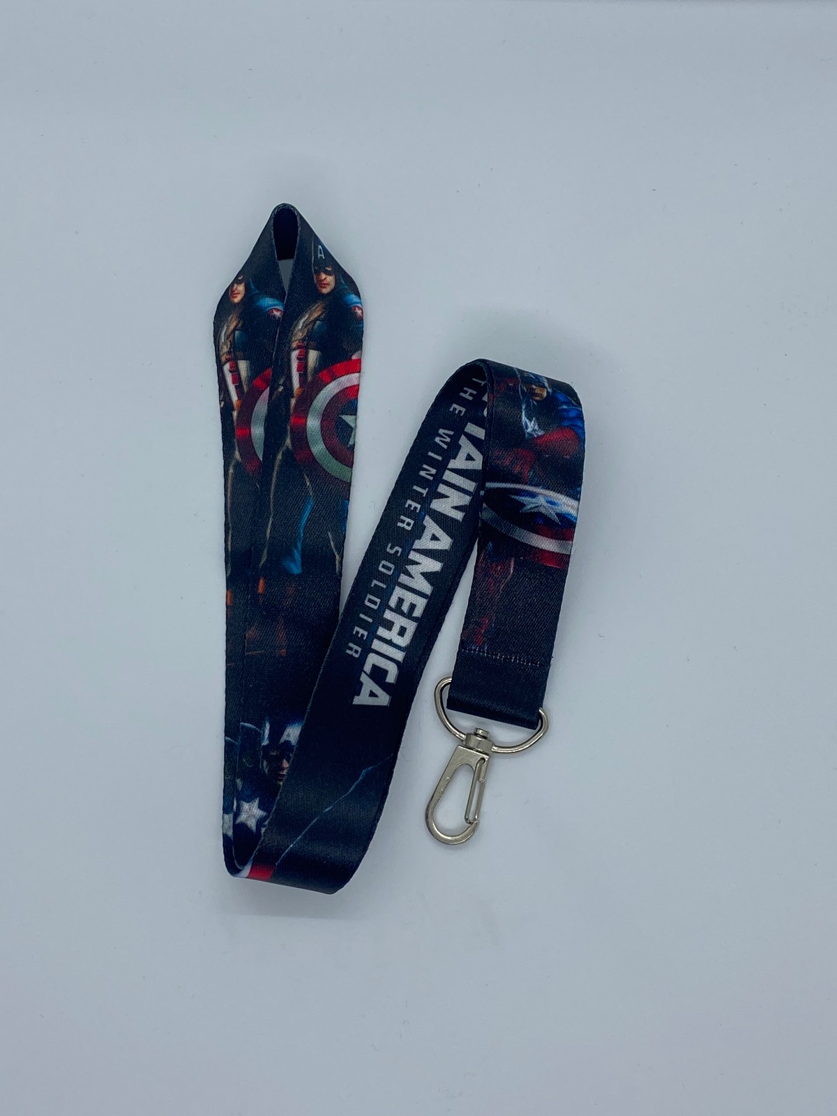 Kaptan Amerika Temalı Boyun İpi Kart Askısı