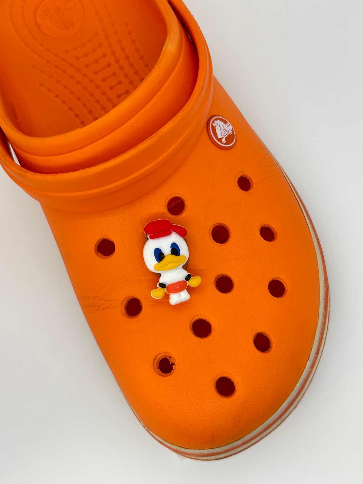 Duffy Duck Temalı Işıklı Jibbitz Terlik Süsü