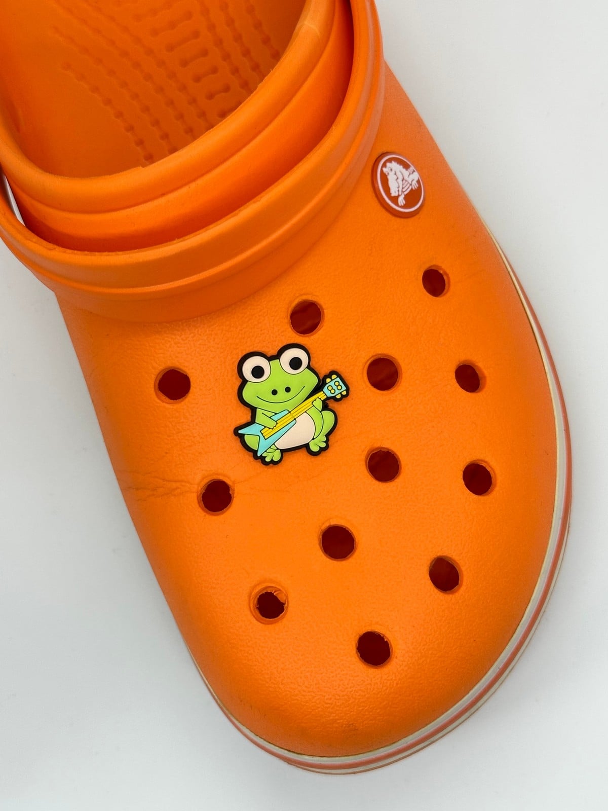 Gitar Çalan Kurbağa Temalı Temalı Jibbitz Crocs Terlik Süsü 