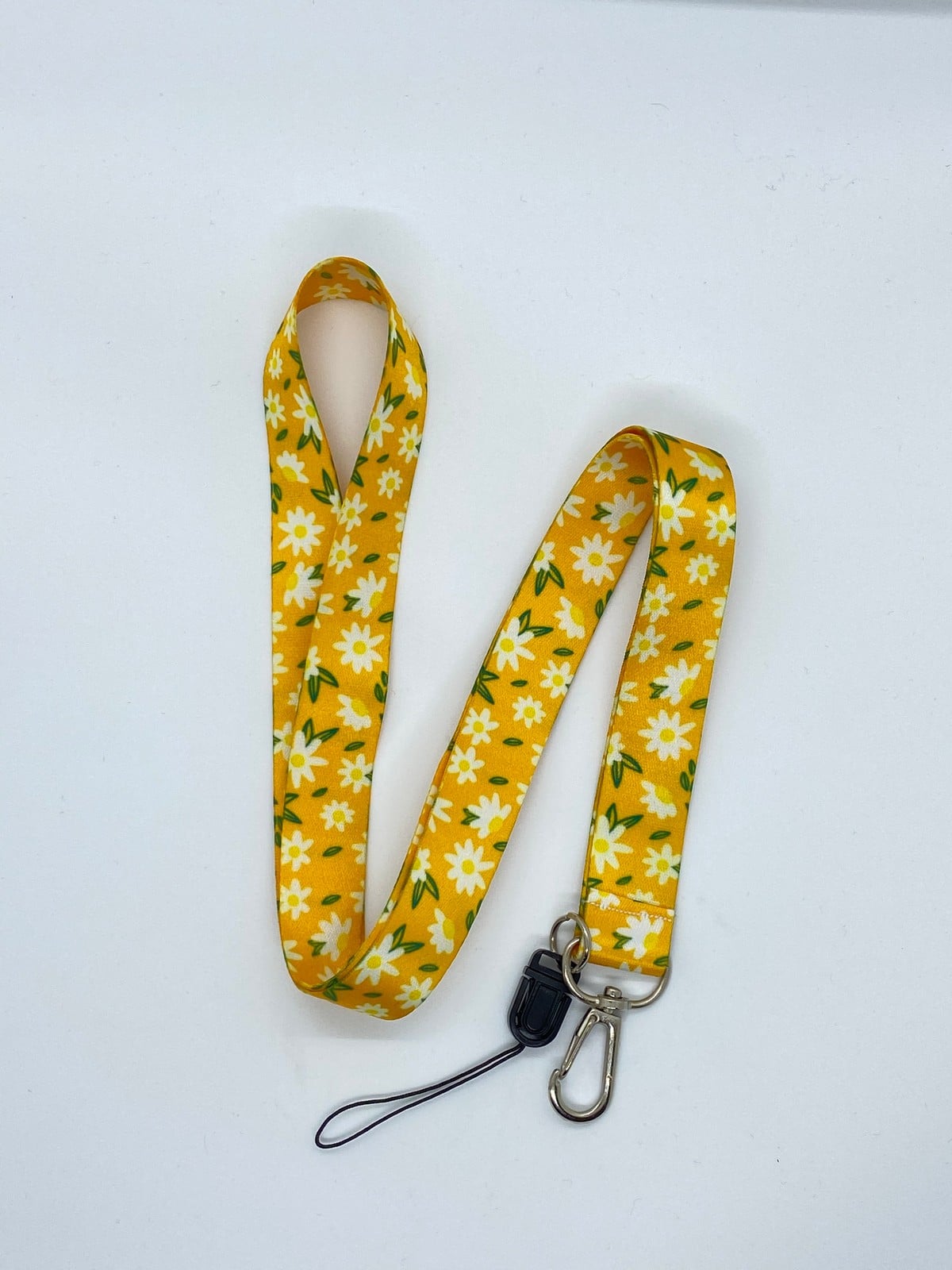 Papatya 3 Temalı Boyun İpi Kart Askısı 