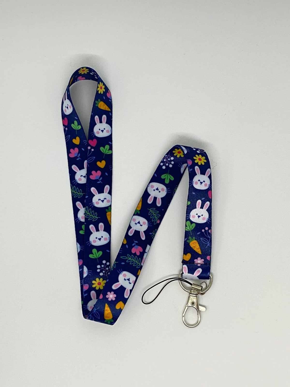 Sevimli Tavşan 2 Temalı Boyun İpi Kart Askısı 