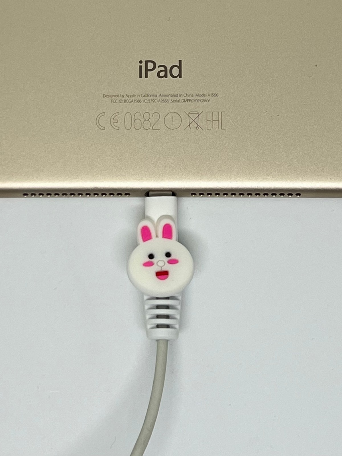 Sevimli Tavşan Temalı Şarj Aleti Kablo Koruyucu 