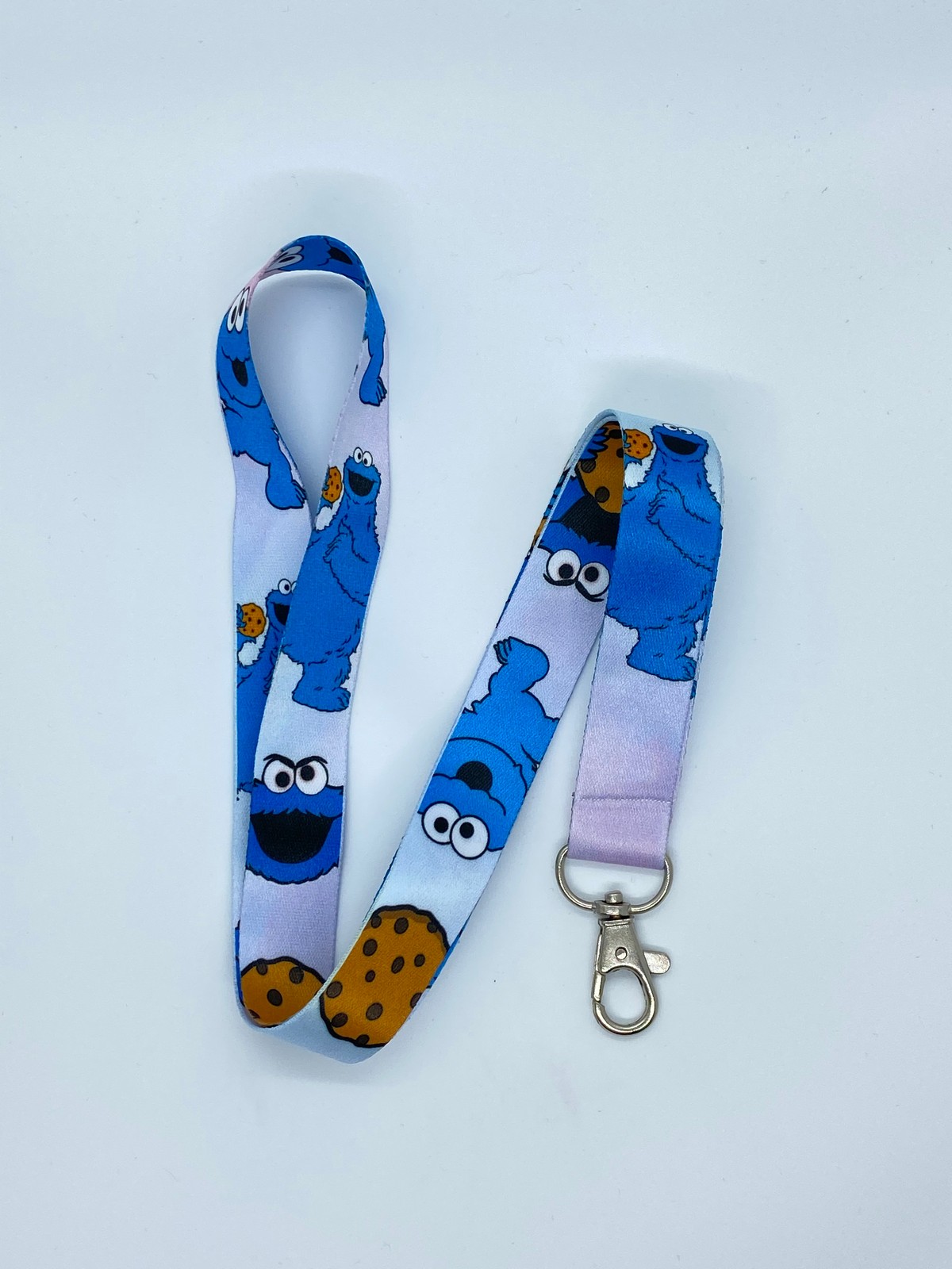 Susam Sokağı 3 Temalı Boyun İpi Kart Askısı 