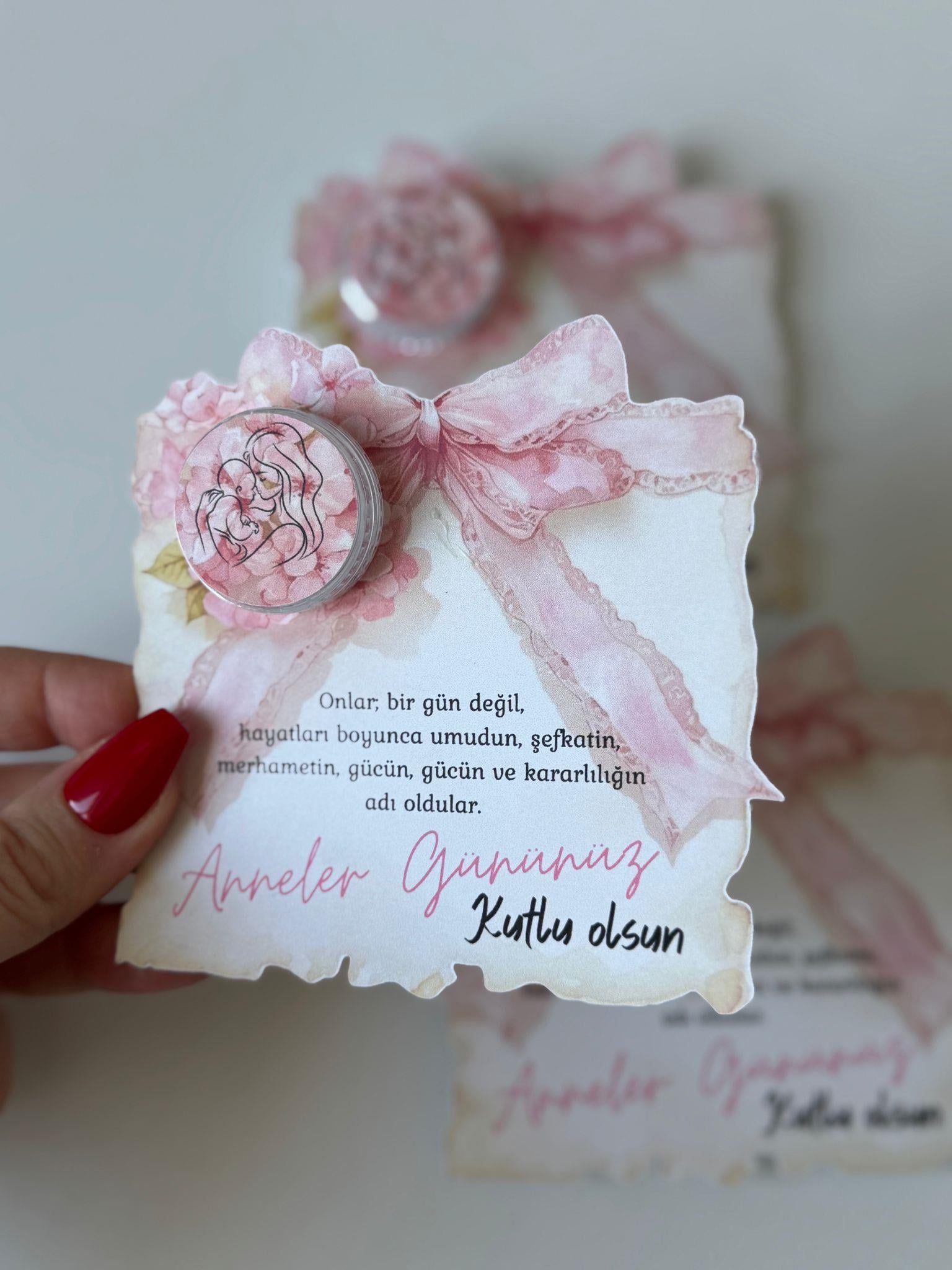 KARTLI KREM HEDİYELİK  