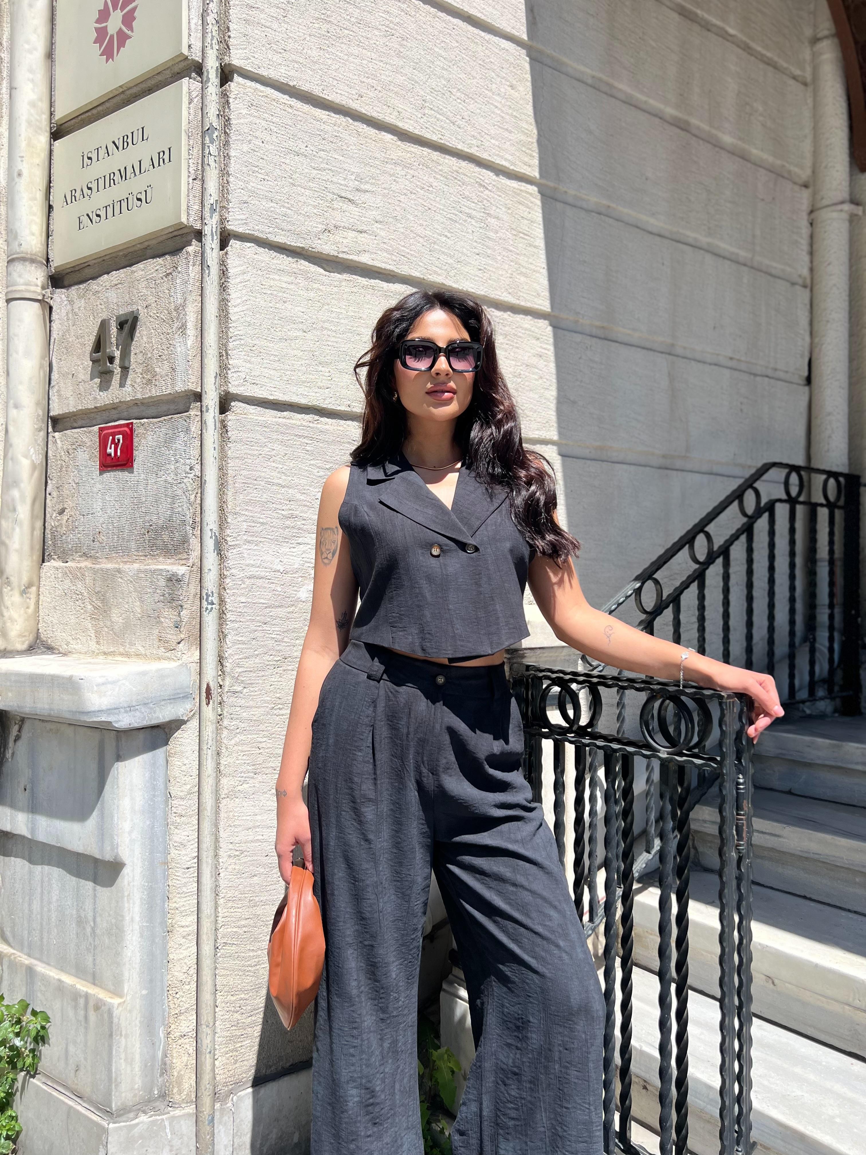 Çilek İkili Takım Siyah