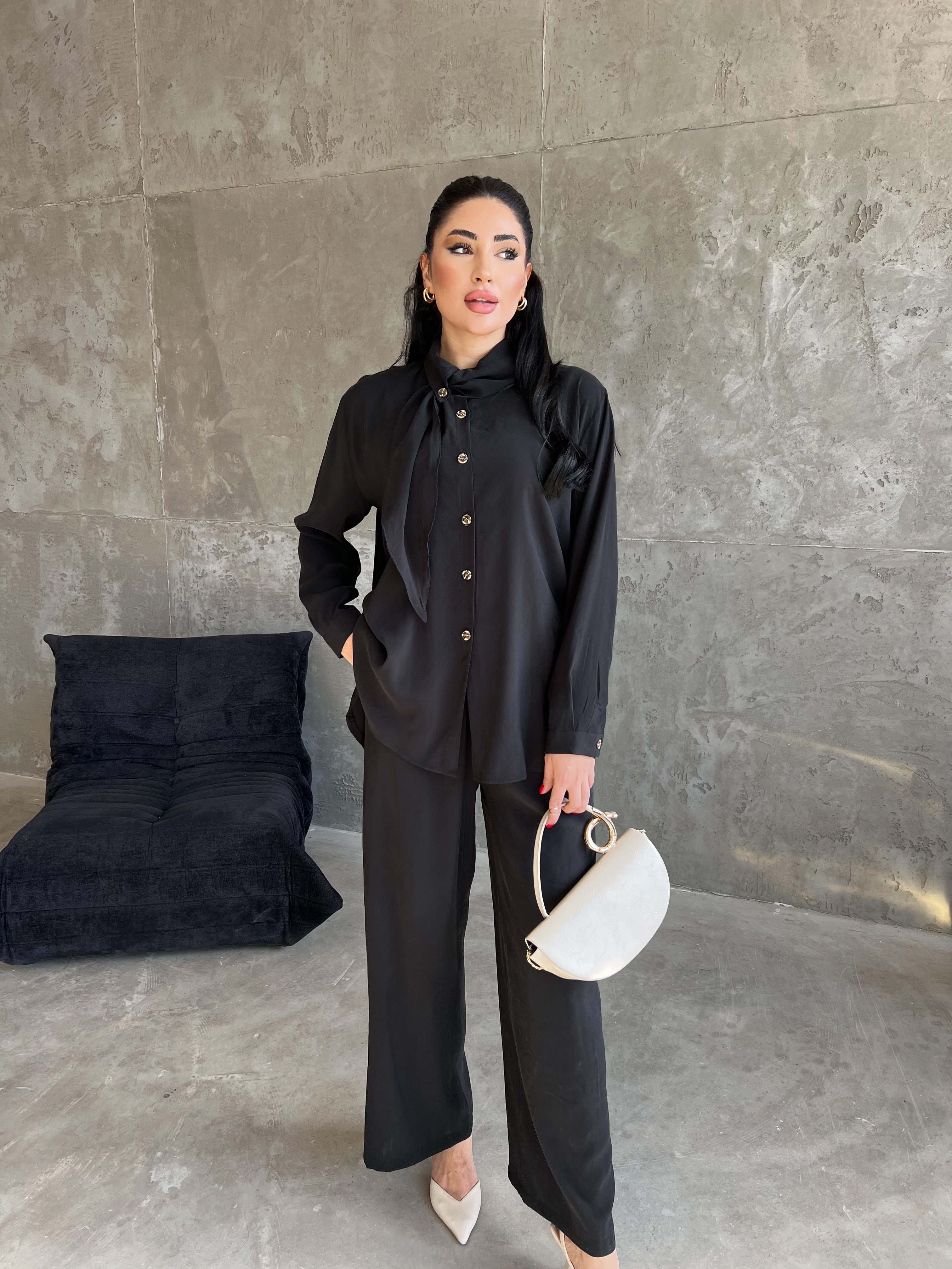 Maria Yaka Detaylı Takım Siyah