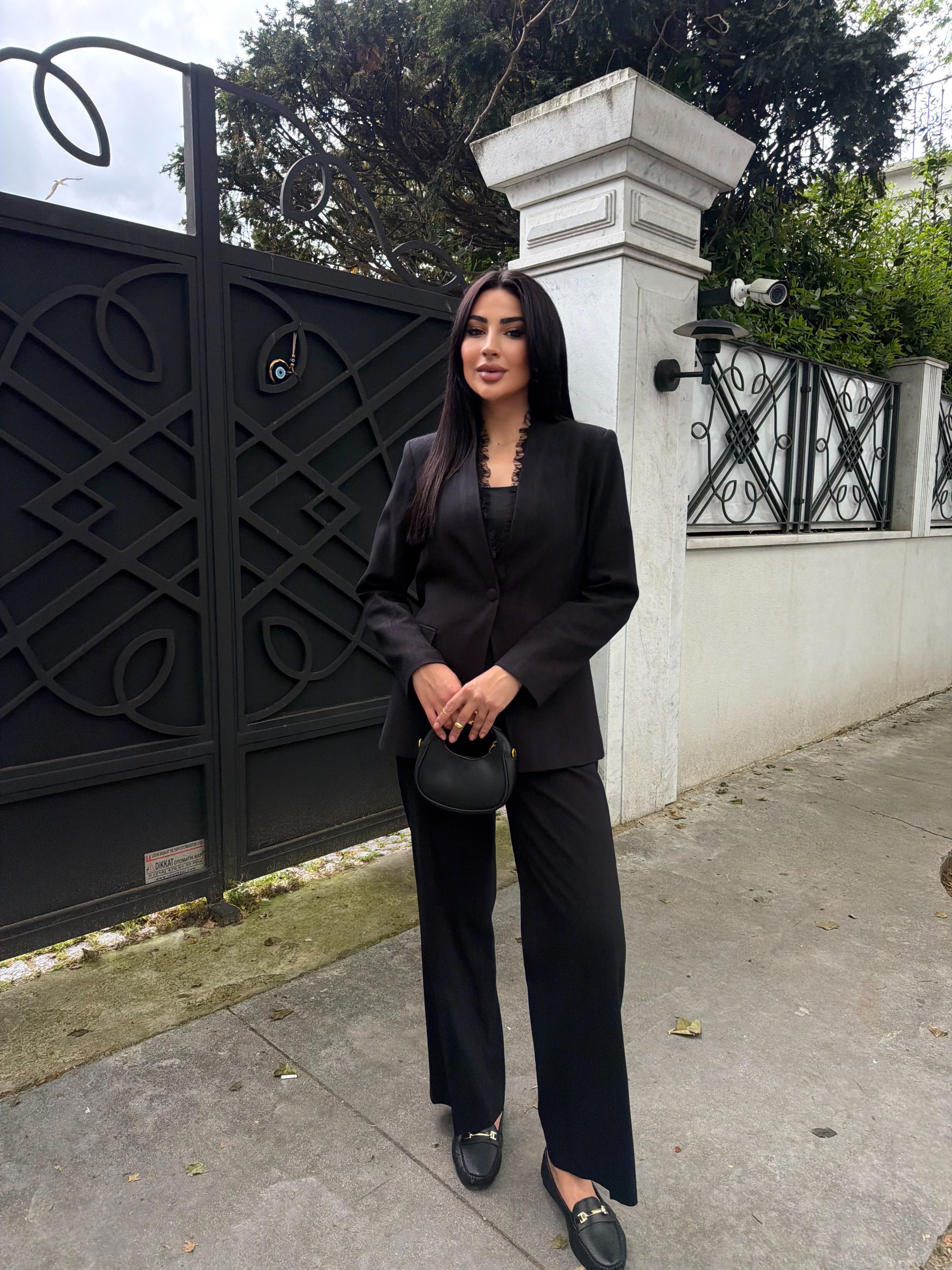 yaka dantelli keten takım siyah