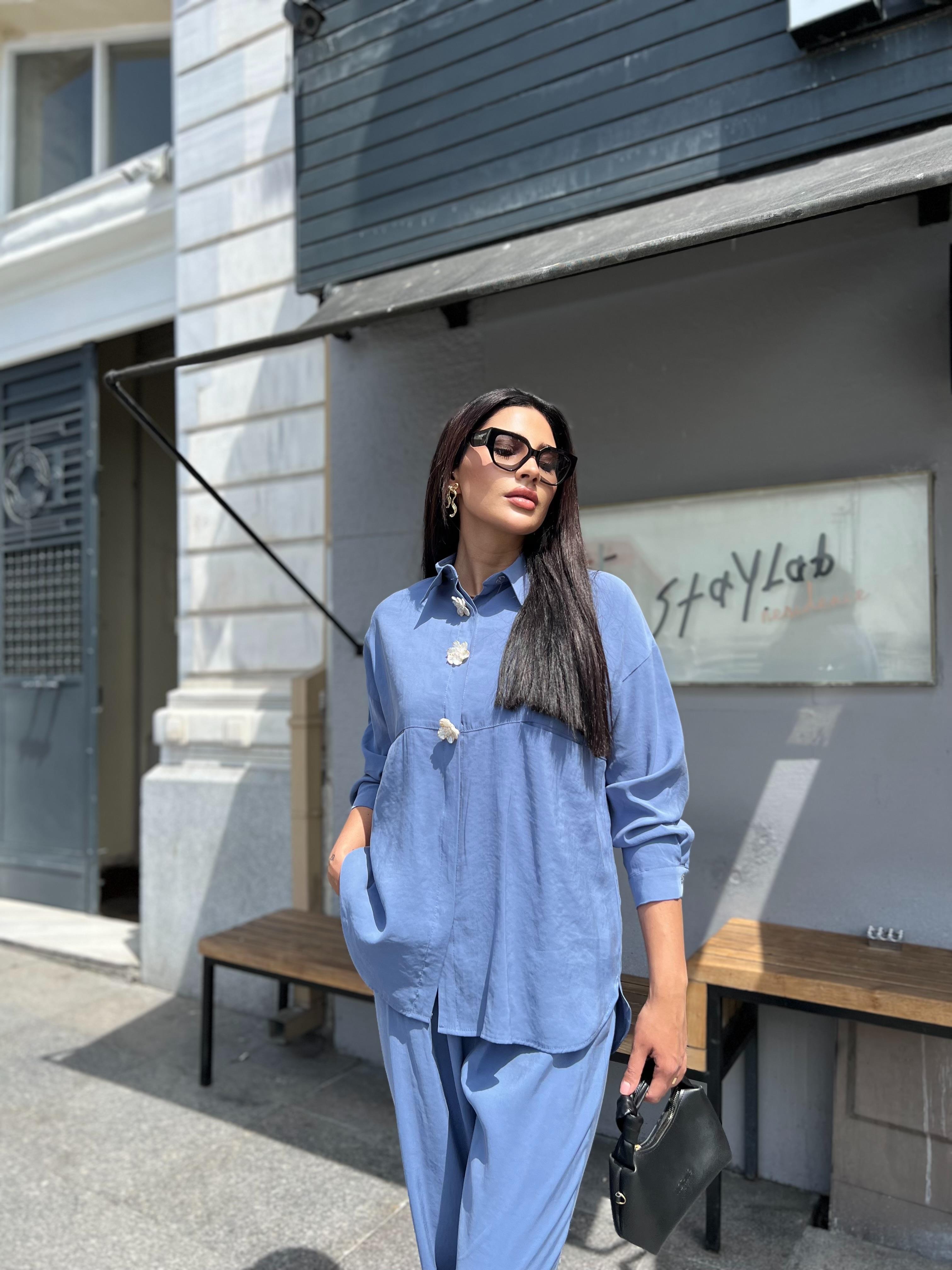 Çiçek Aksesuarlı İkili Takım İndigo