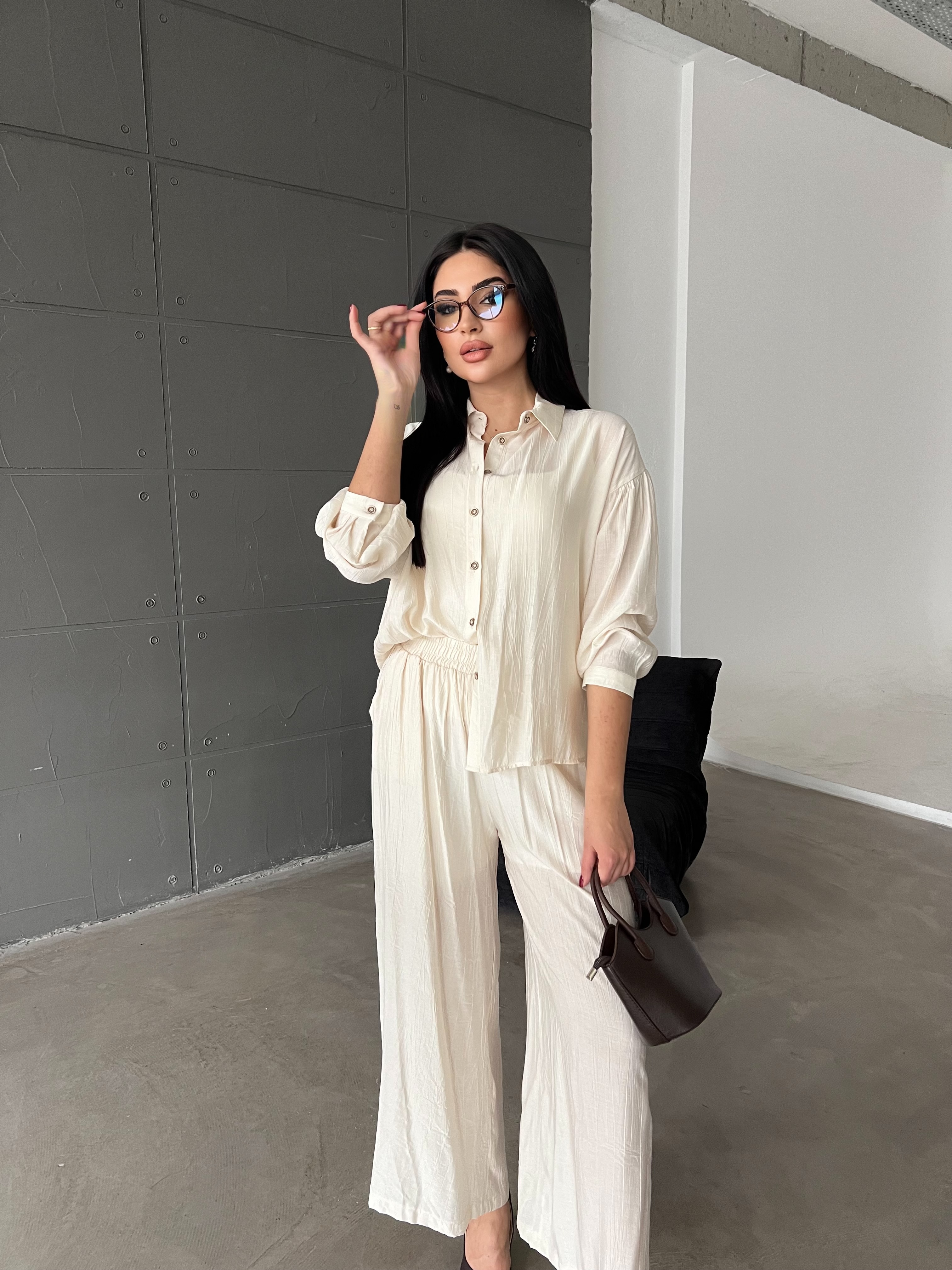 Kol Büzgülü Takım Bej