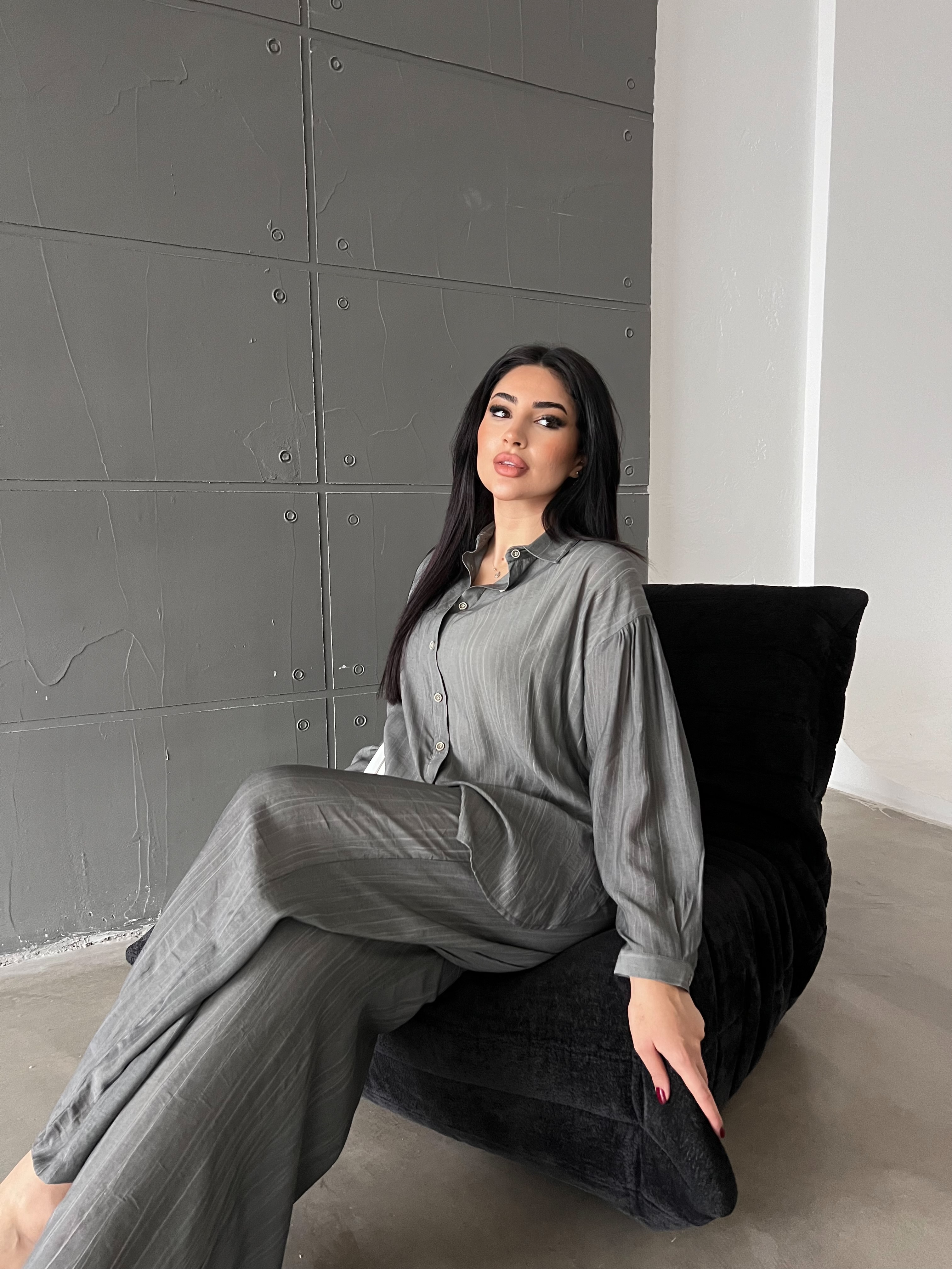 Kol Büzgülü Takım Gri