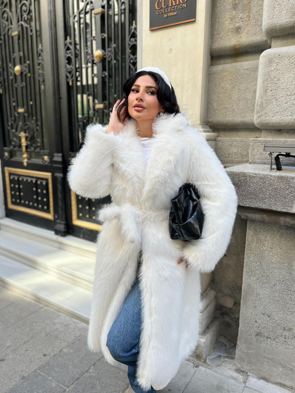 Kuşaklı Uzun Lolita Beyaz