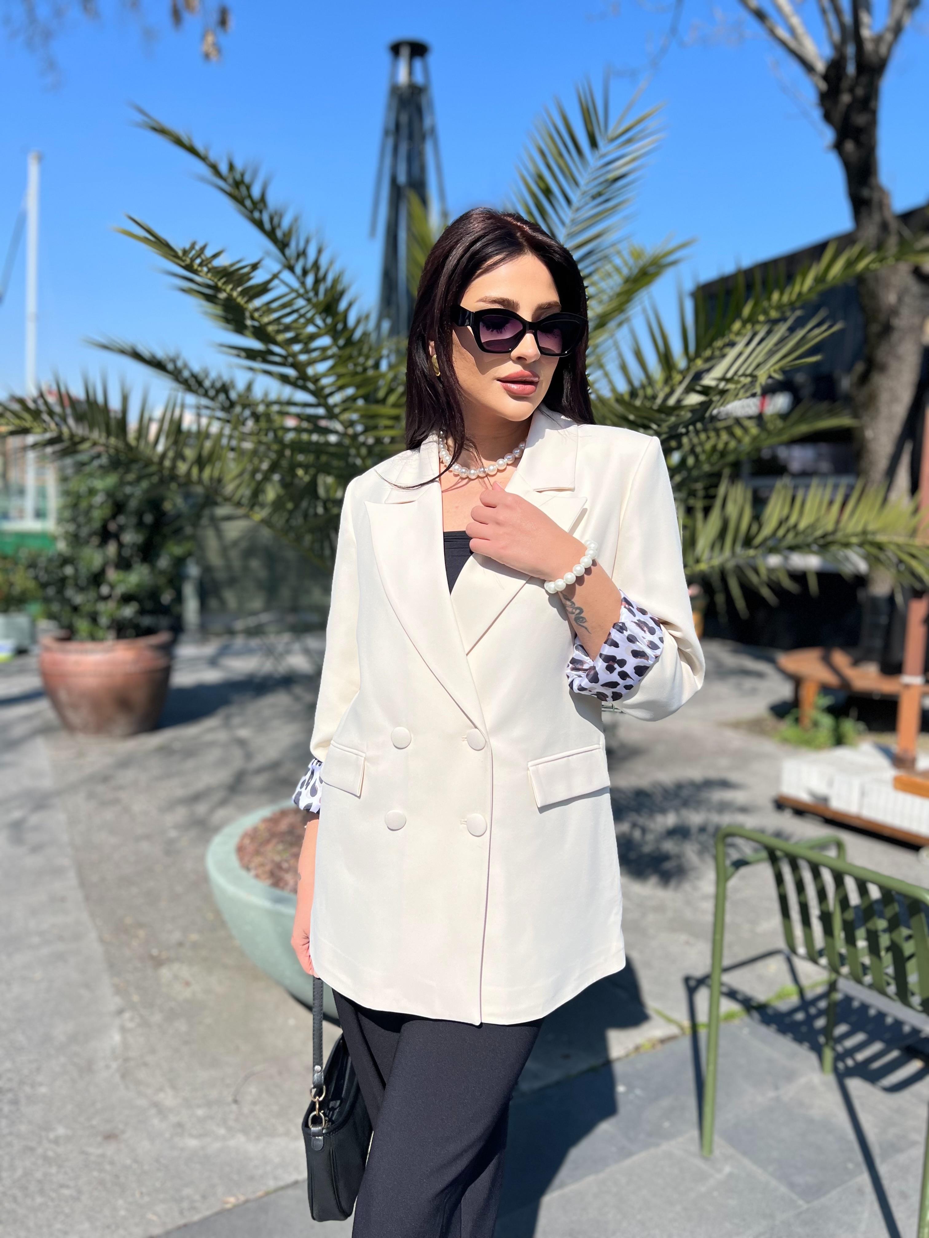 Leopar Detaylı Tasarım Blazer Ceket Beyaz