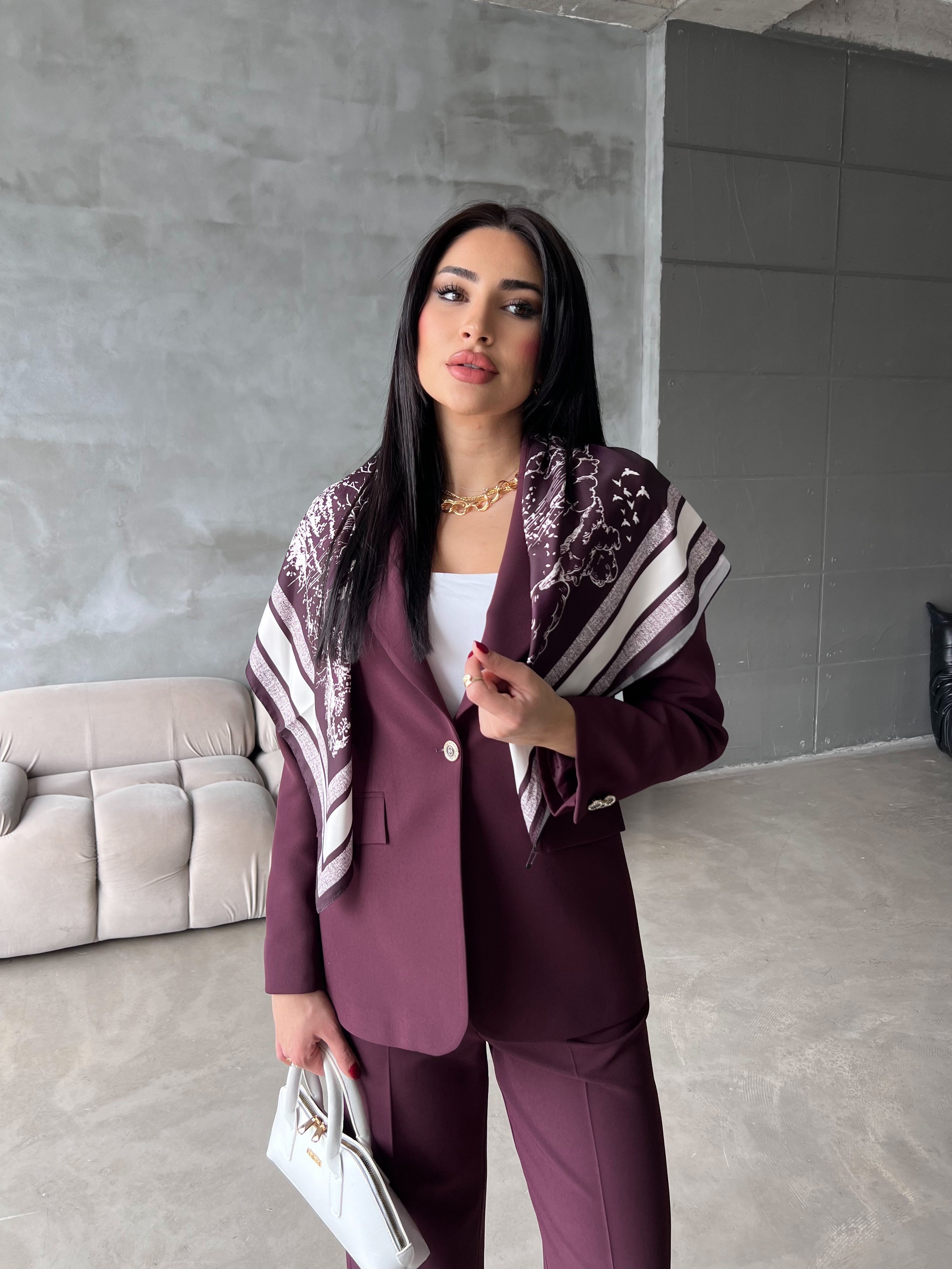 şal aksesuarlı ceket takım mürdüm