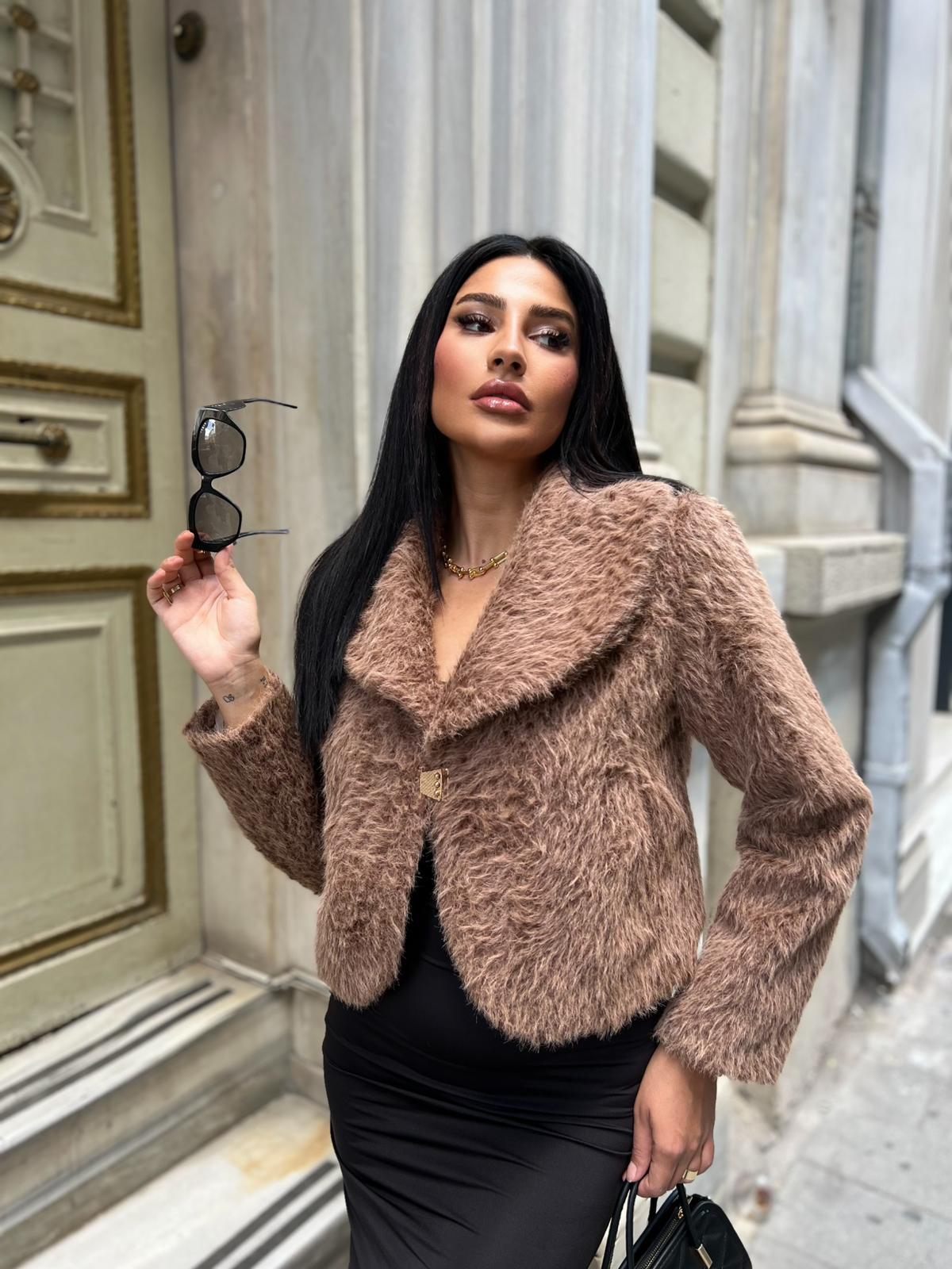 Süs Agraflı Şal Yaka Bolero Taba
