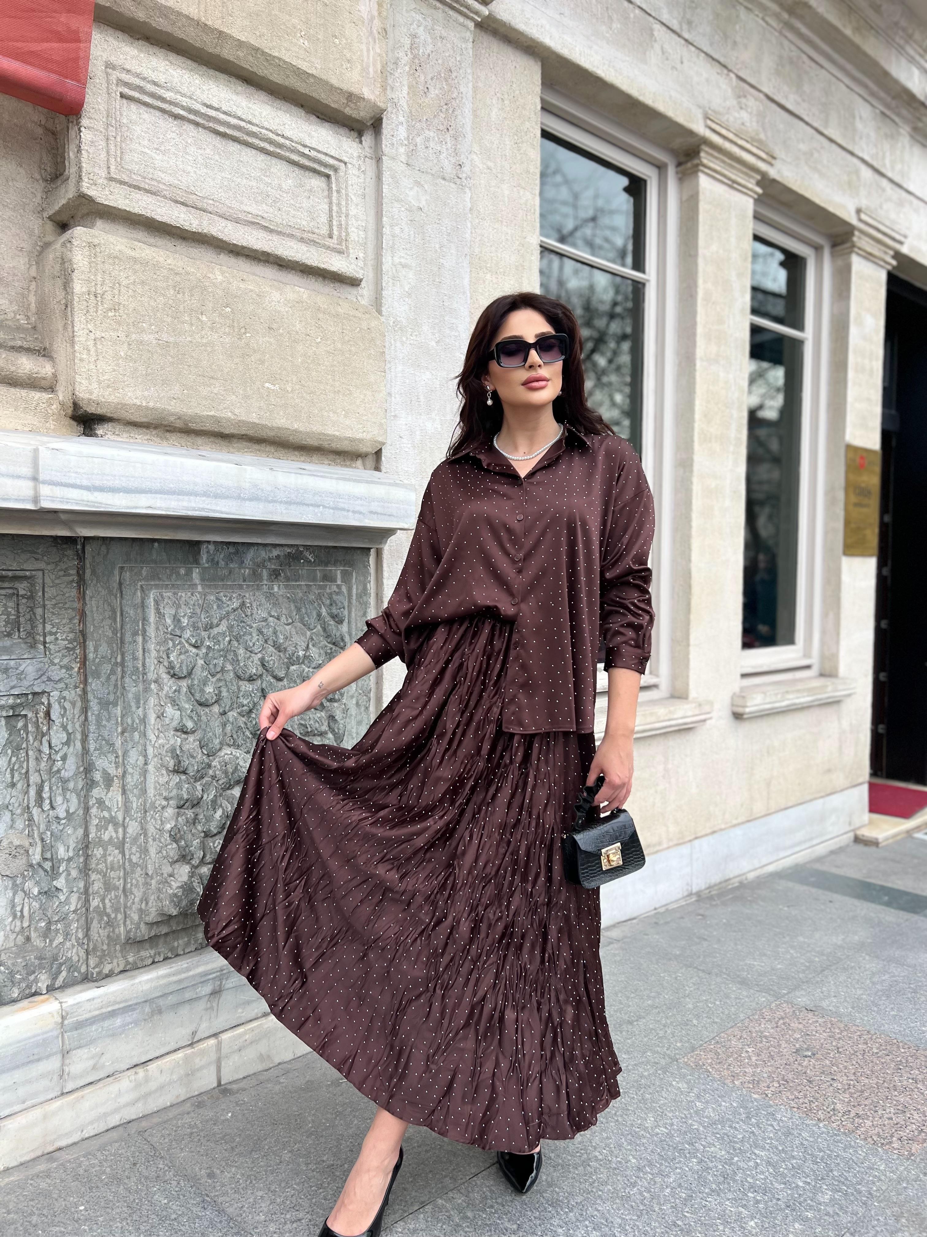 Taşlı İkili Etekli Takım Kahve