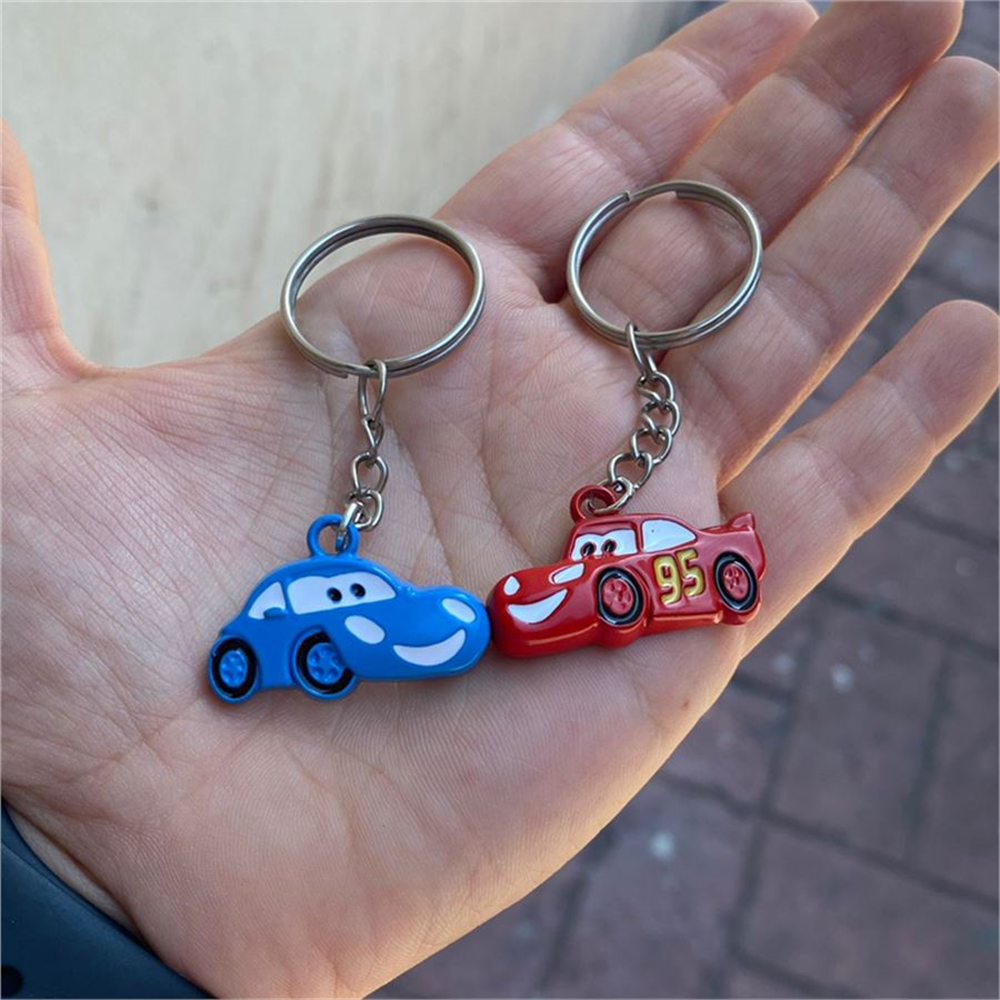 Mıknatıslı Cars Mcqueen Ve Sally Çift Metal Anahtarlık