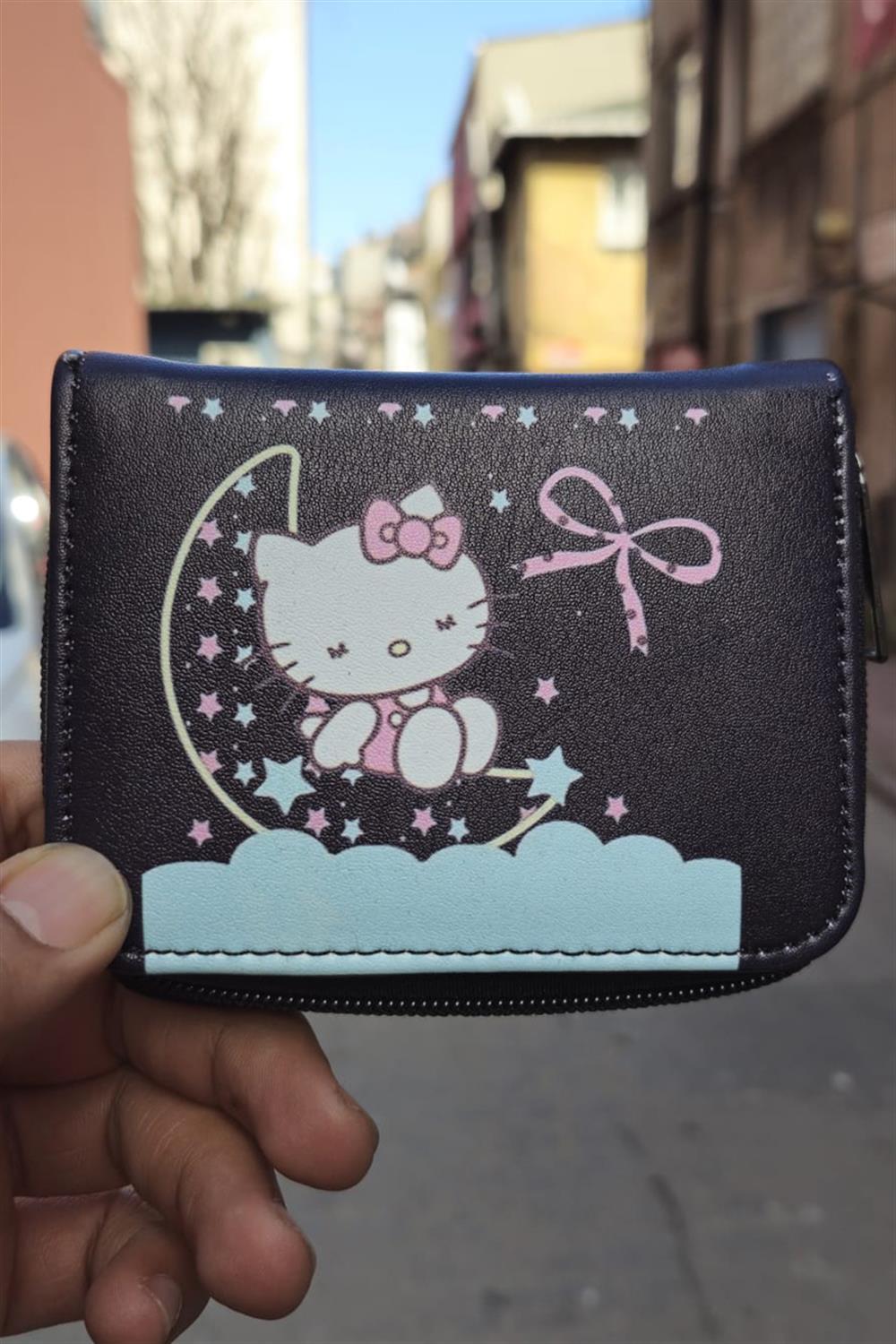 Siyah Sleeping İn The Moon Hello Kitty Kısa Cüzdan