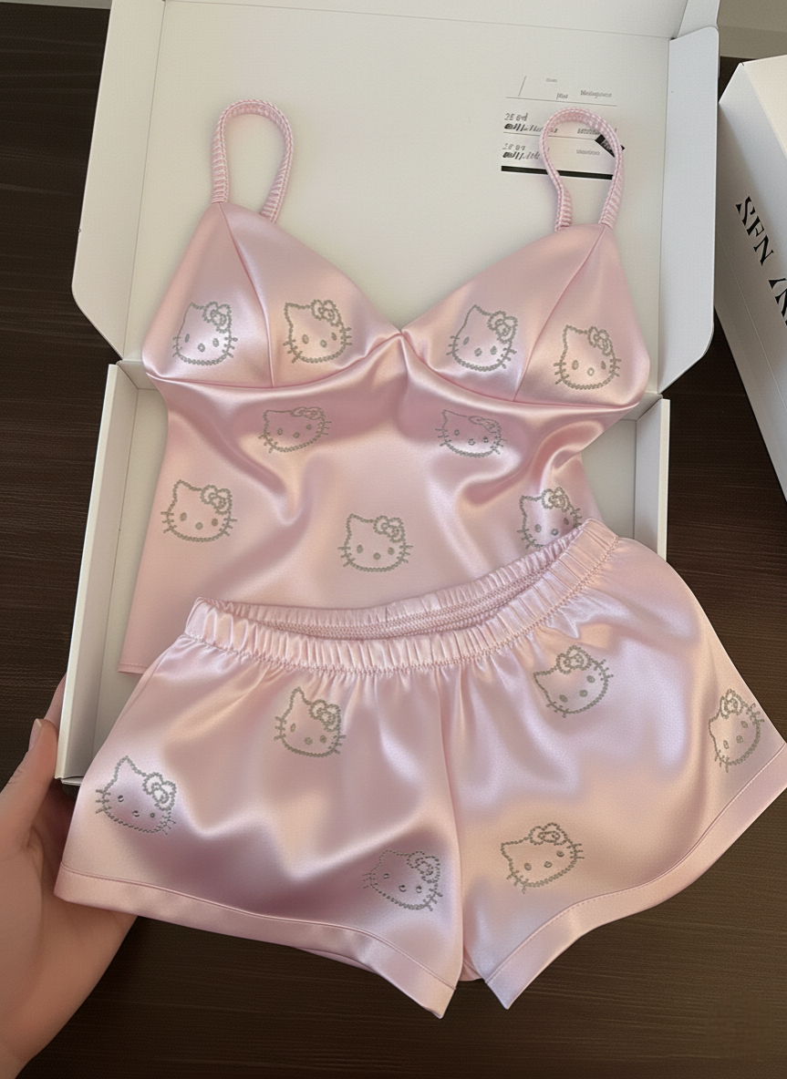 Hello Kitty Taş Detaylı Şık Homewear Pijama Takımı pembe
