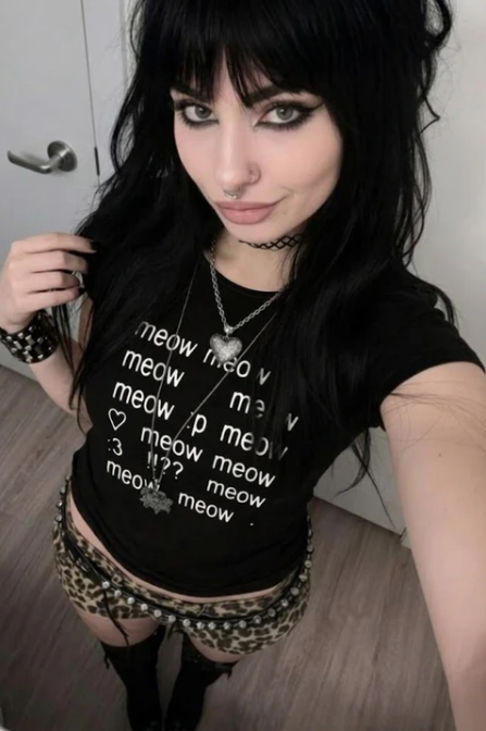 Siyah Meow Meow Meow :3 Y2K Kısa Kolu Crop