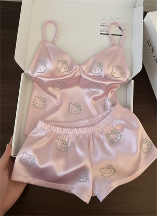 Hello Kitty Taş Detaylı Şık Homewear Pijama Takımı pembe