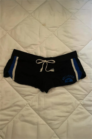 Siyah Hollister Lacivert Yan Şeritli Y2K Mini Spor Şort