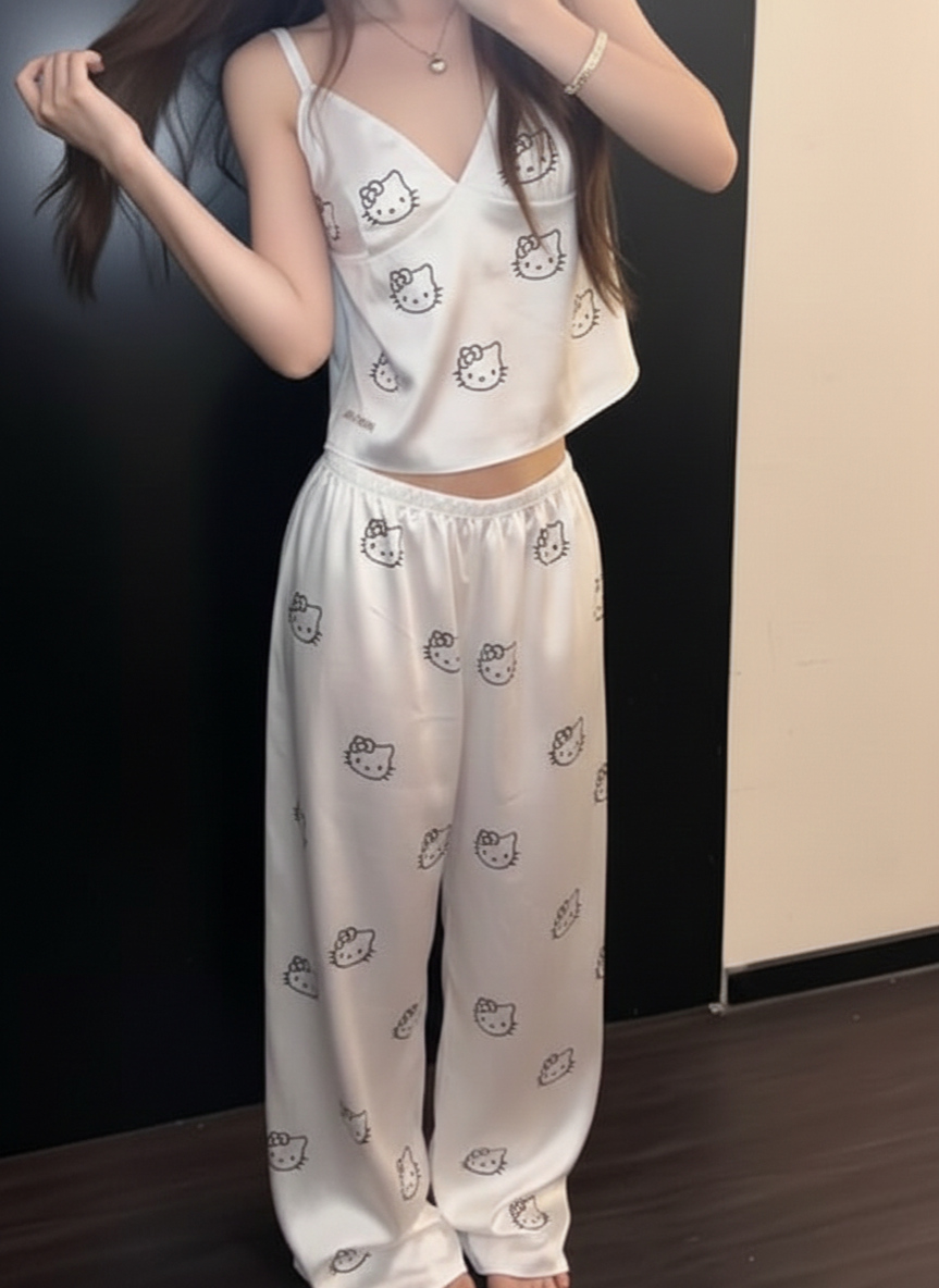 Beyaz Hello Kitty Taş Detaylı Saten Homewear Pijama Takımı