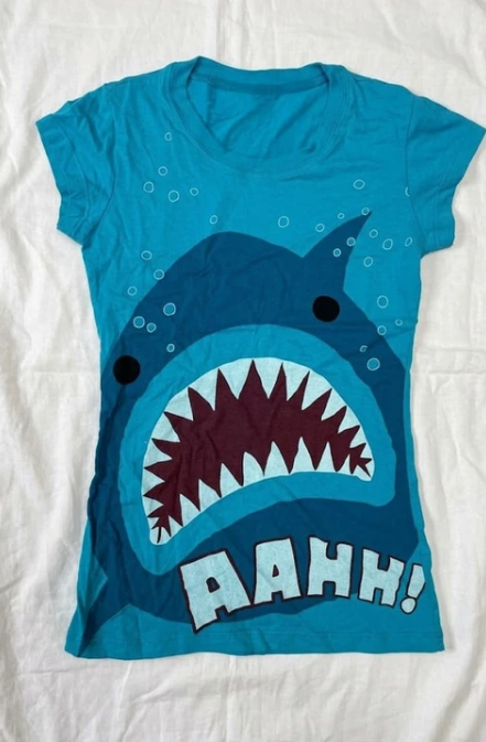 Mavi Shark AAHH! Y2K Kısa Kollu Crop