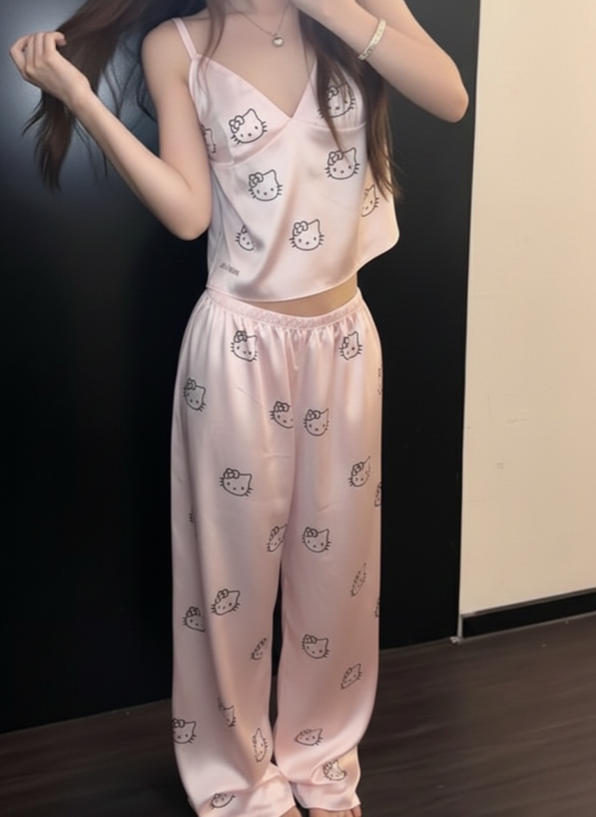Pembe Hello Kitty Taş Detaylı Saten Homewear Pijama Takımı