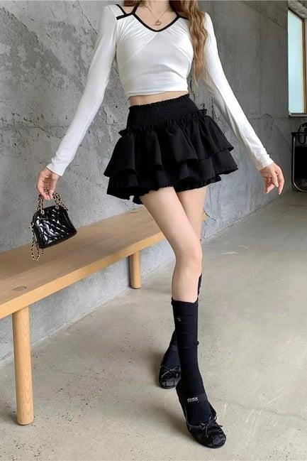 Siyah Fırfırlı Belli Katlı Mini Etek