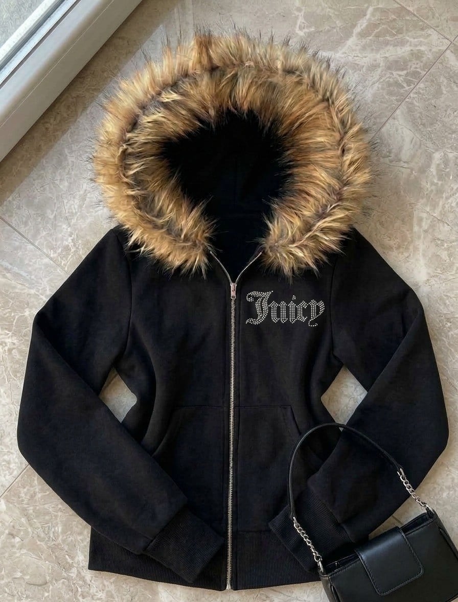Siyah Kürklü Juicy Taş Baskılı 3 İplik Y2K Kapüşonlu Hırka