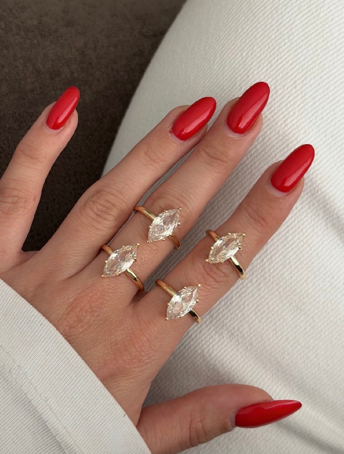BAGET TAŞLI GOLD TASARIM YÜZÜK 