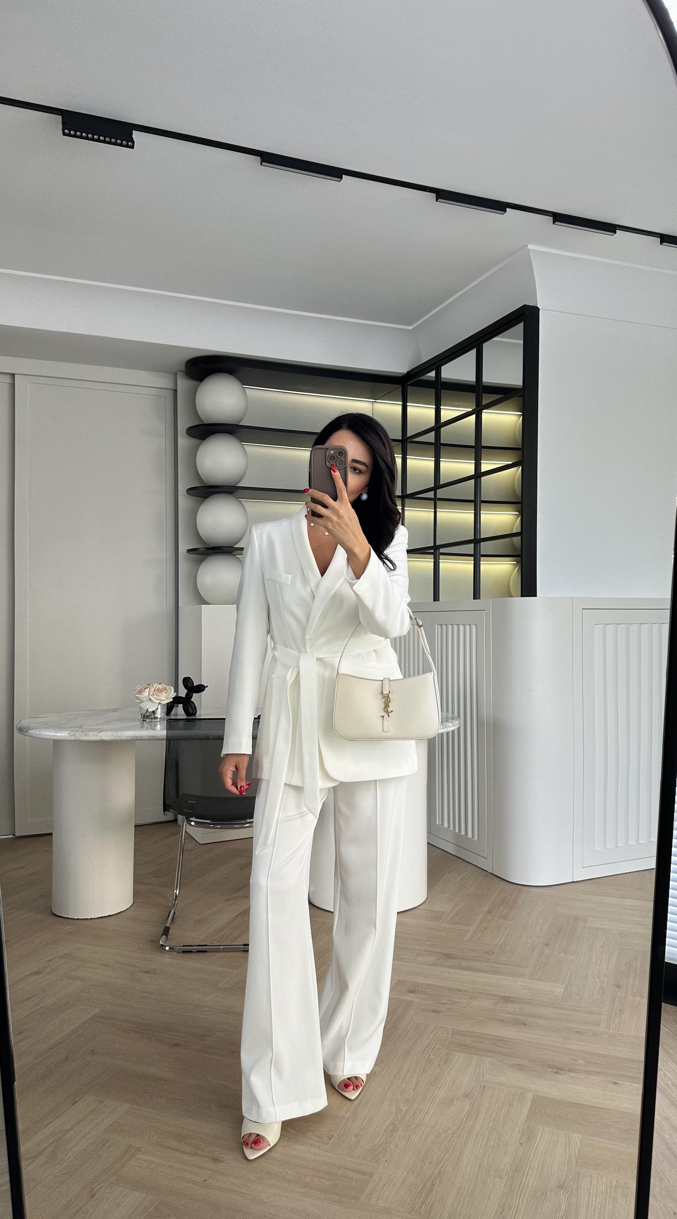 Beyaz Zr Model Blazer Ceket Pantolon Takım