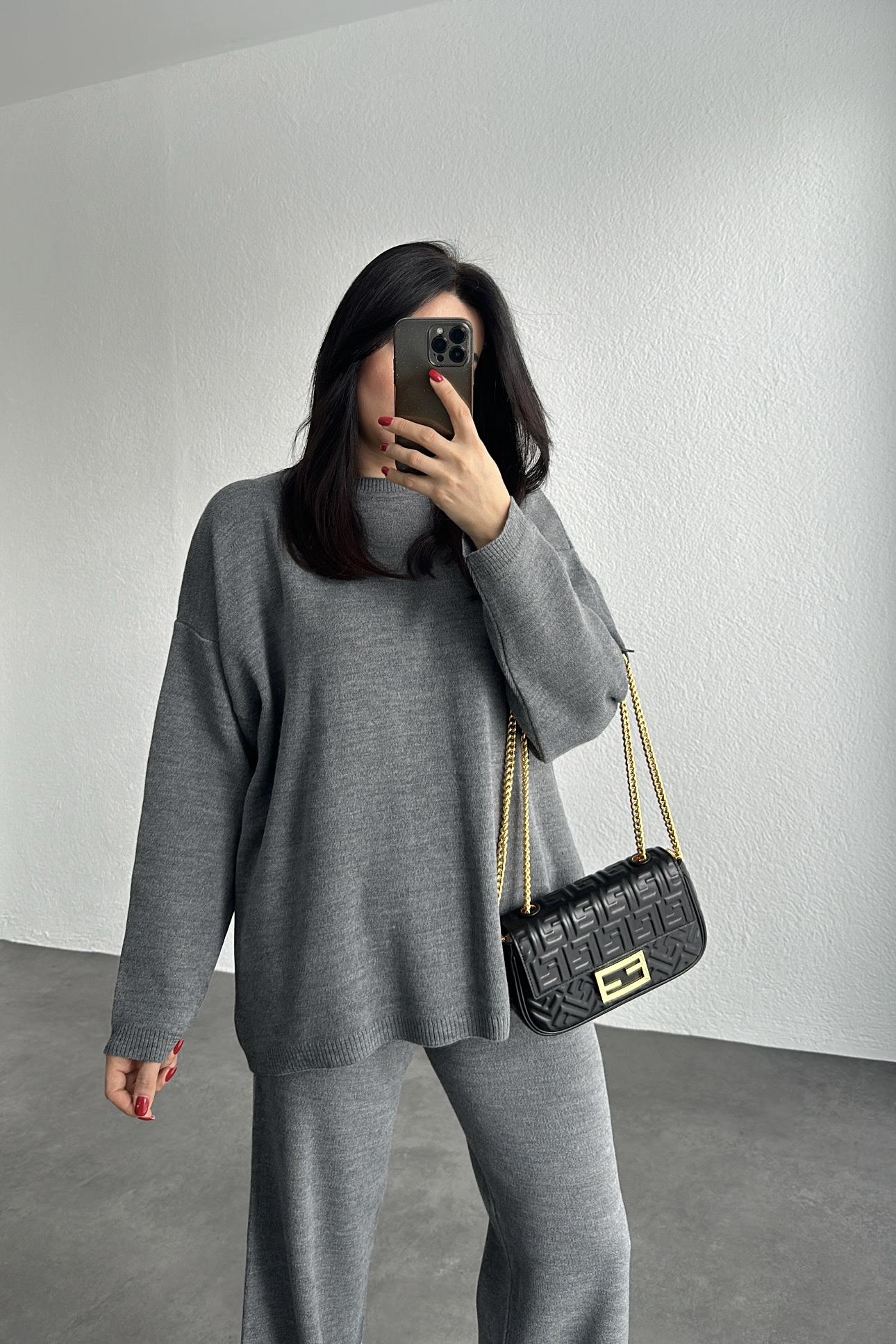 Bisiklet Yaka Triko Takım Gri