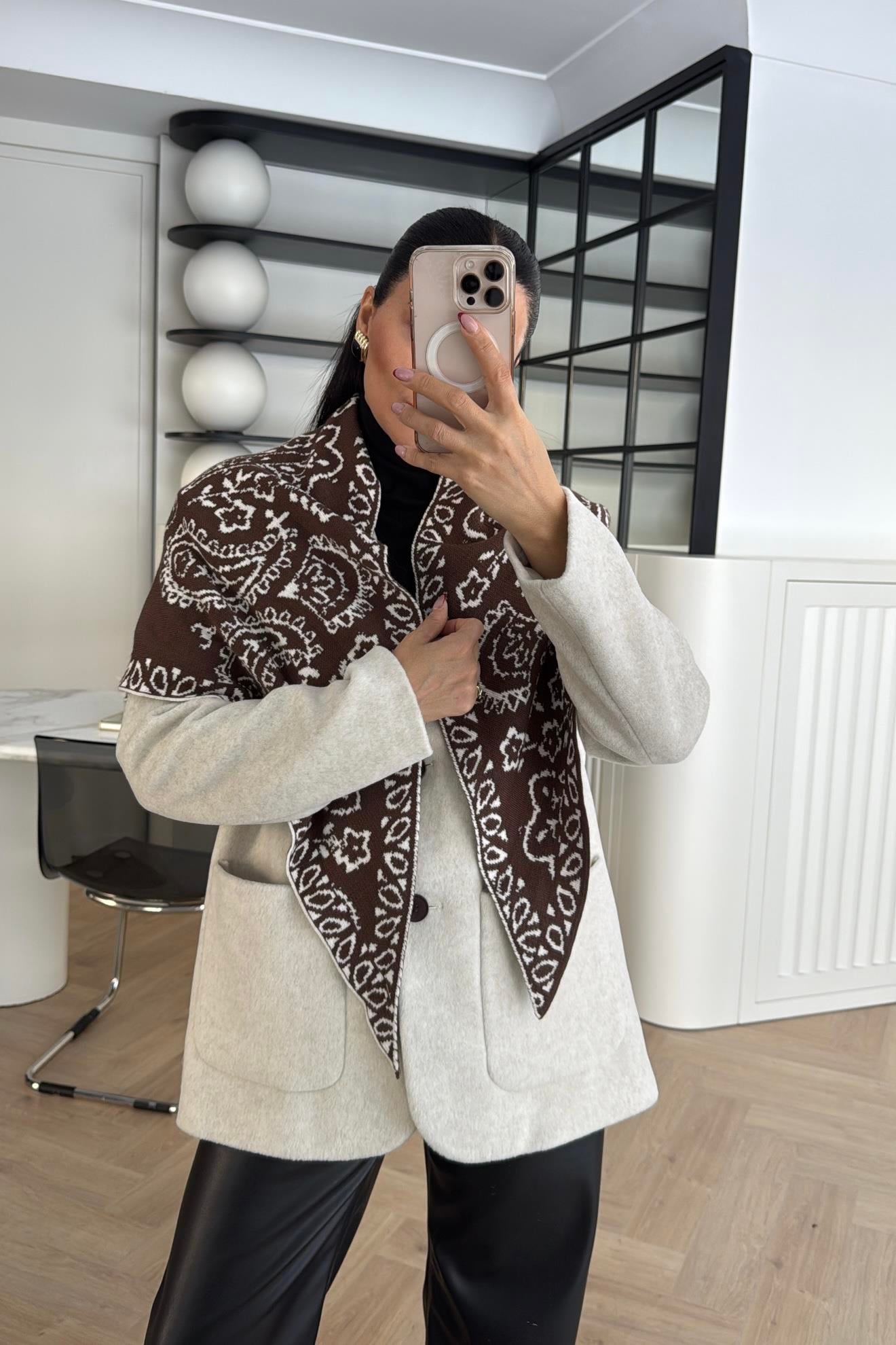 DESENLİ ÜÇGEN ŞAL KAHVE-BEYAZ