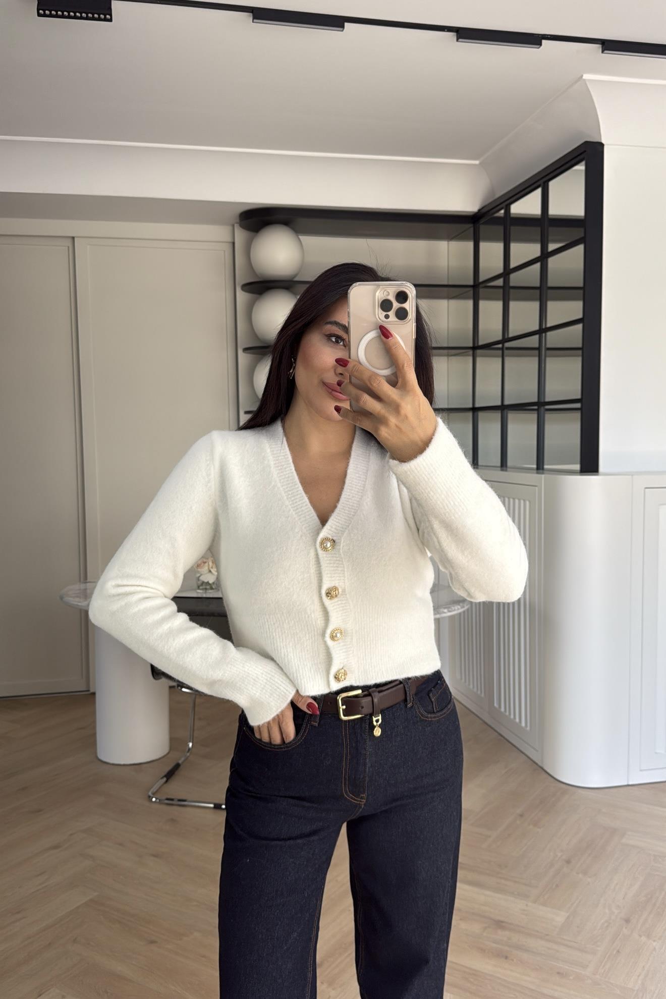 DİLVİN İNCİ DÜĞMELİ EKRU HIRKA