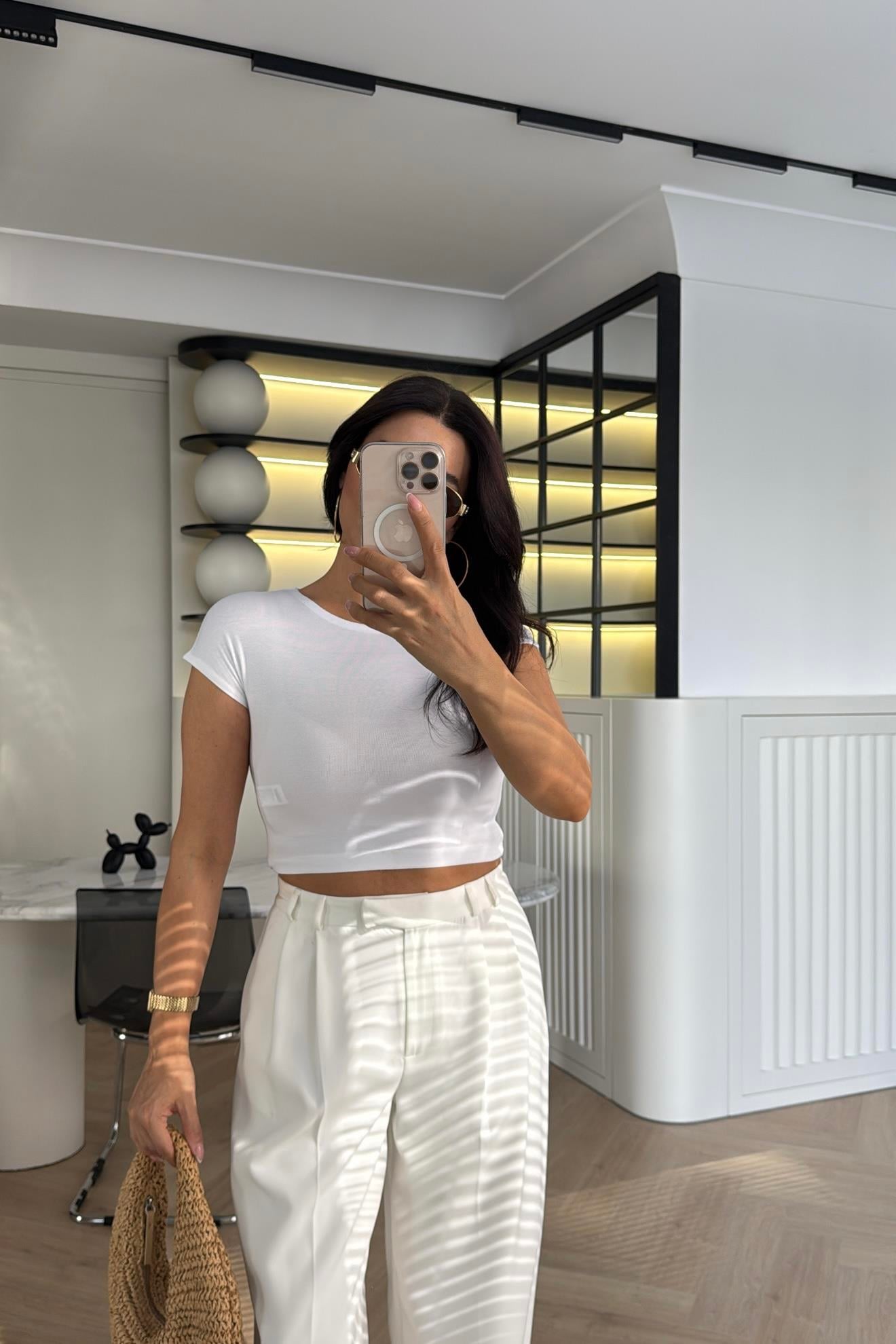 DİLVİN T-KOL MODAL CROP EKRU
