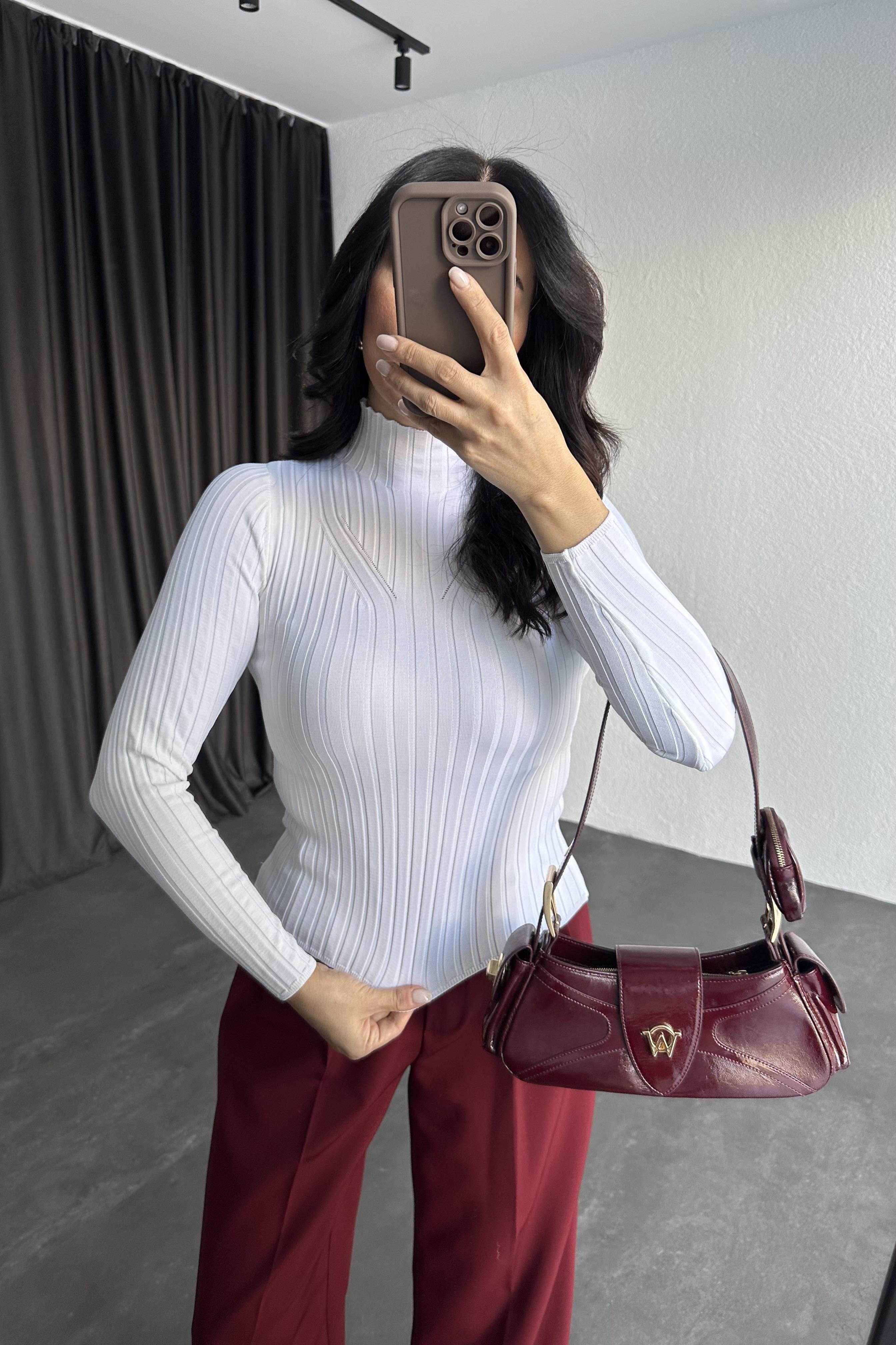 Ekru Yarım Balıkçı Esnek Triko 