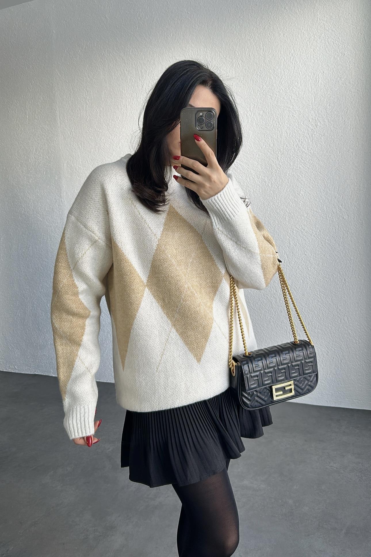 Eku Bej Baklava Desenli Triko Kazak