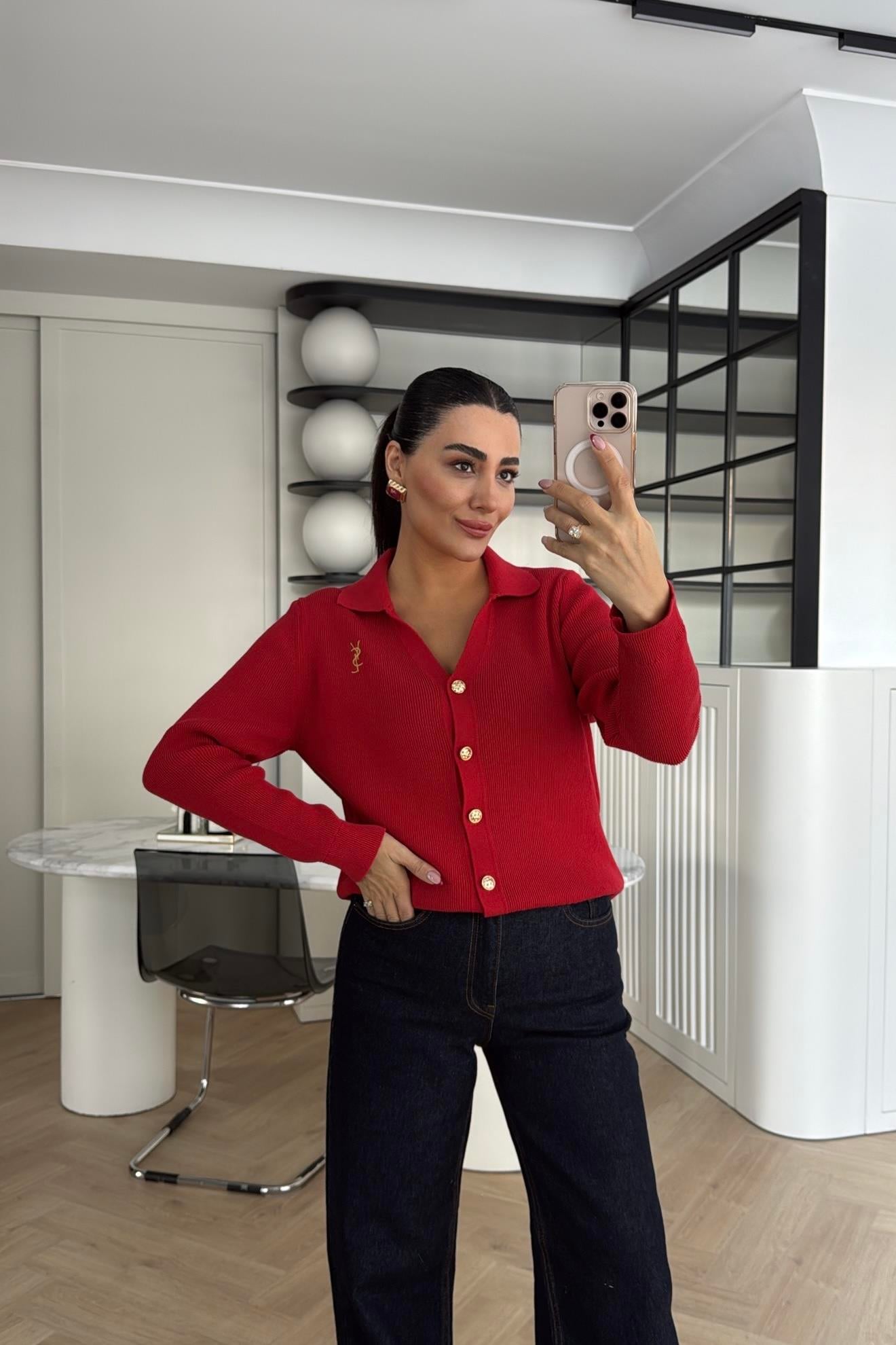 GOLD DÜĞMELİ MARKA MODEL HIRKA KIRMIZI 