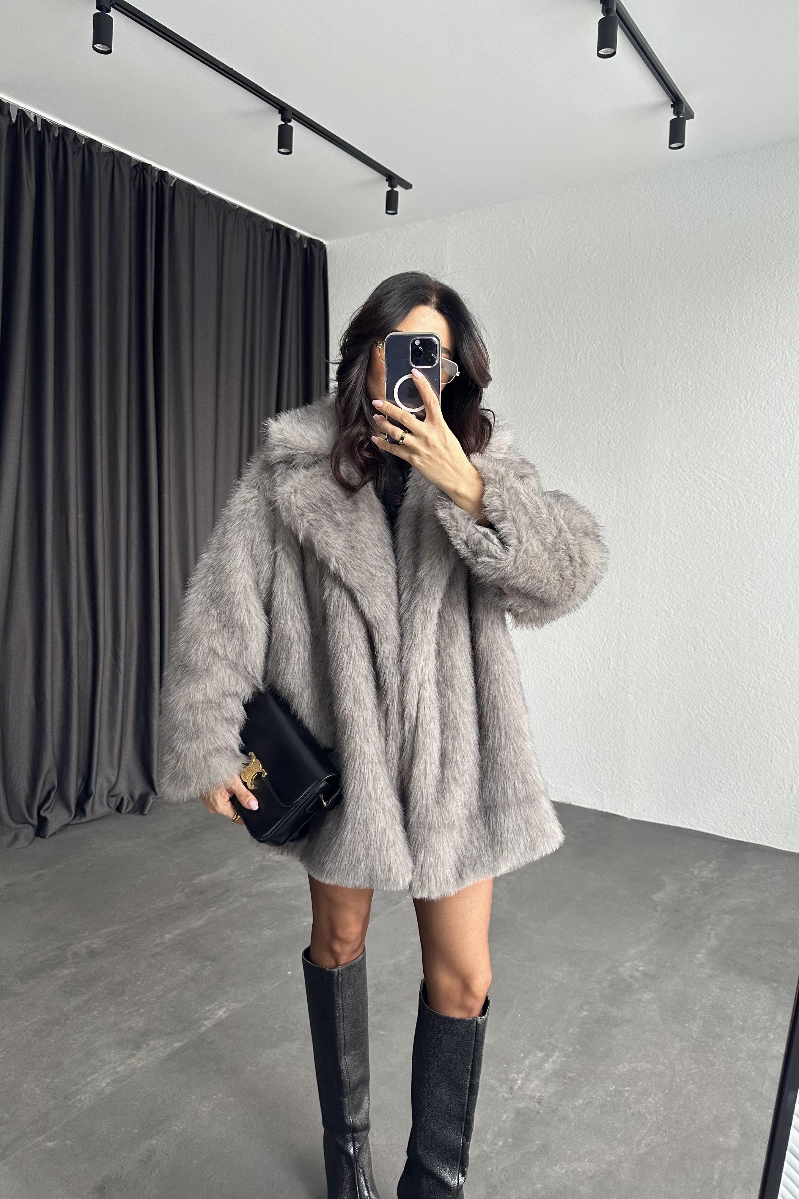 Gri Renk Astarlı Uzun Model Premium Kürk 
