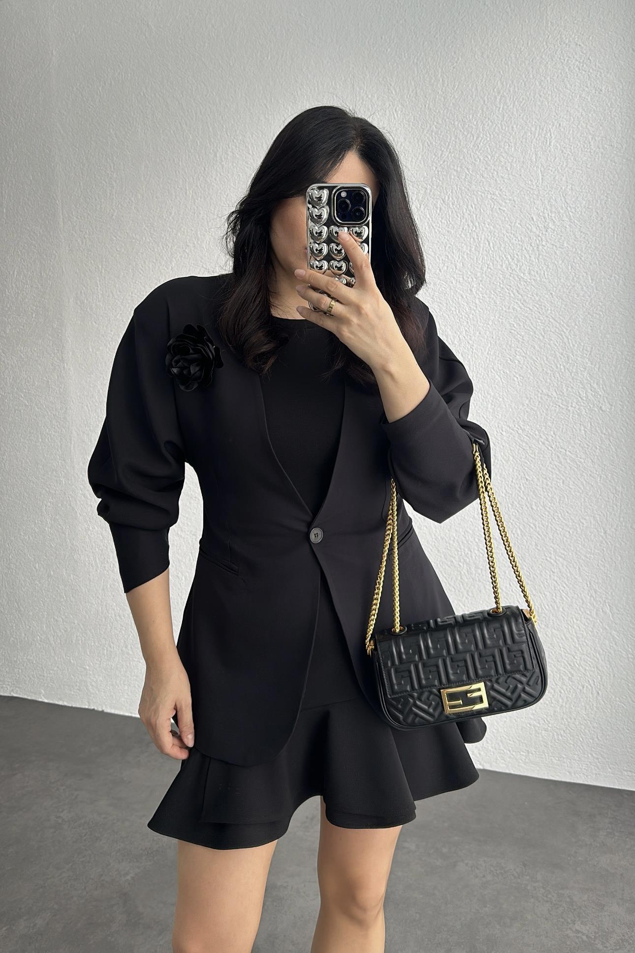 Gül Broş Detaylı Astarlı Tasarım Siyah Blazer Ceket