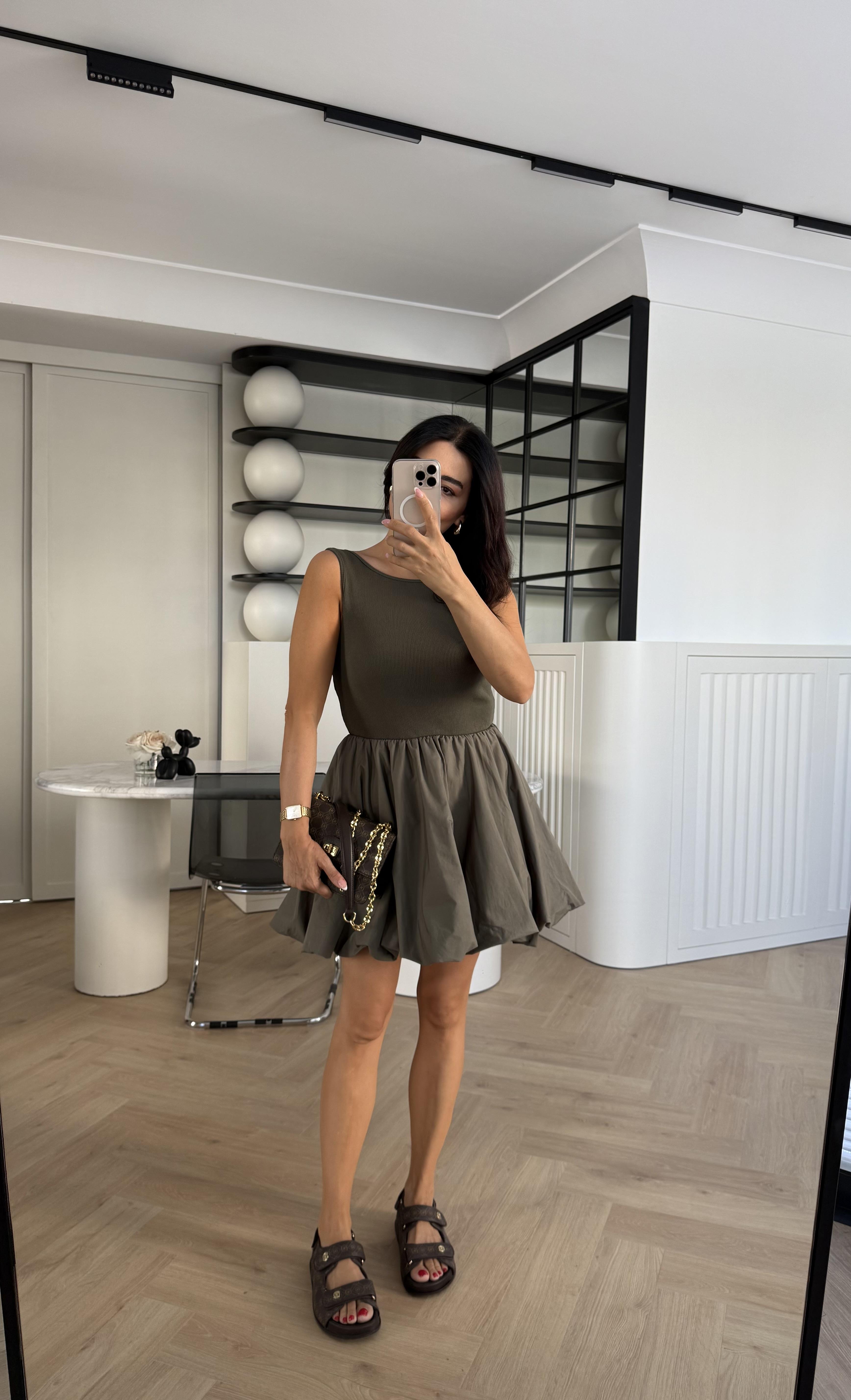 HAKİ KOLSUZ BALON ETEKLİ ELBİSE