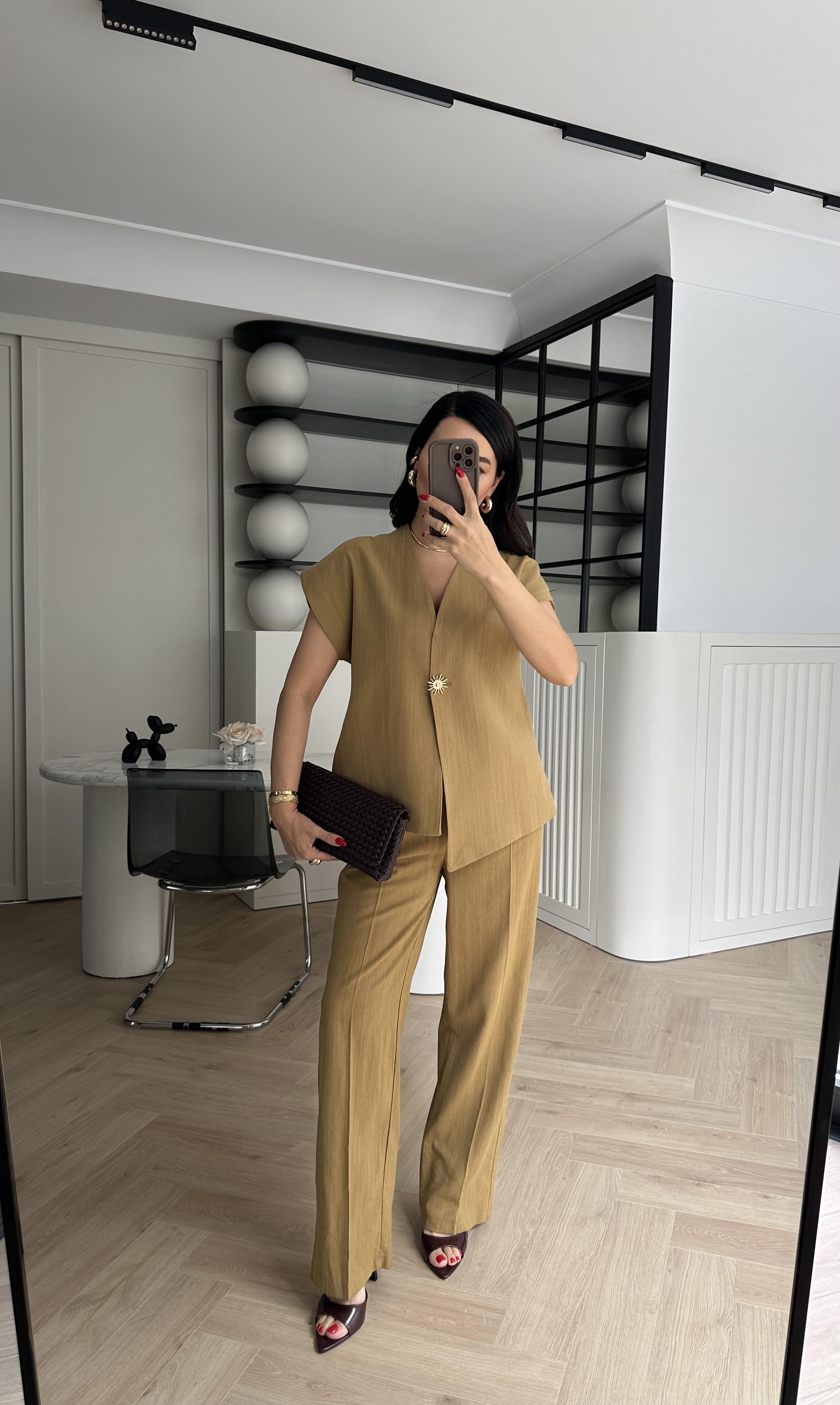 Hardal Güneş Düğmeli Keten Yelek Pantolon Takım