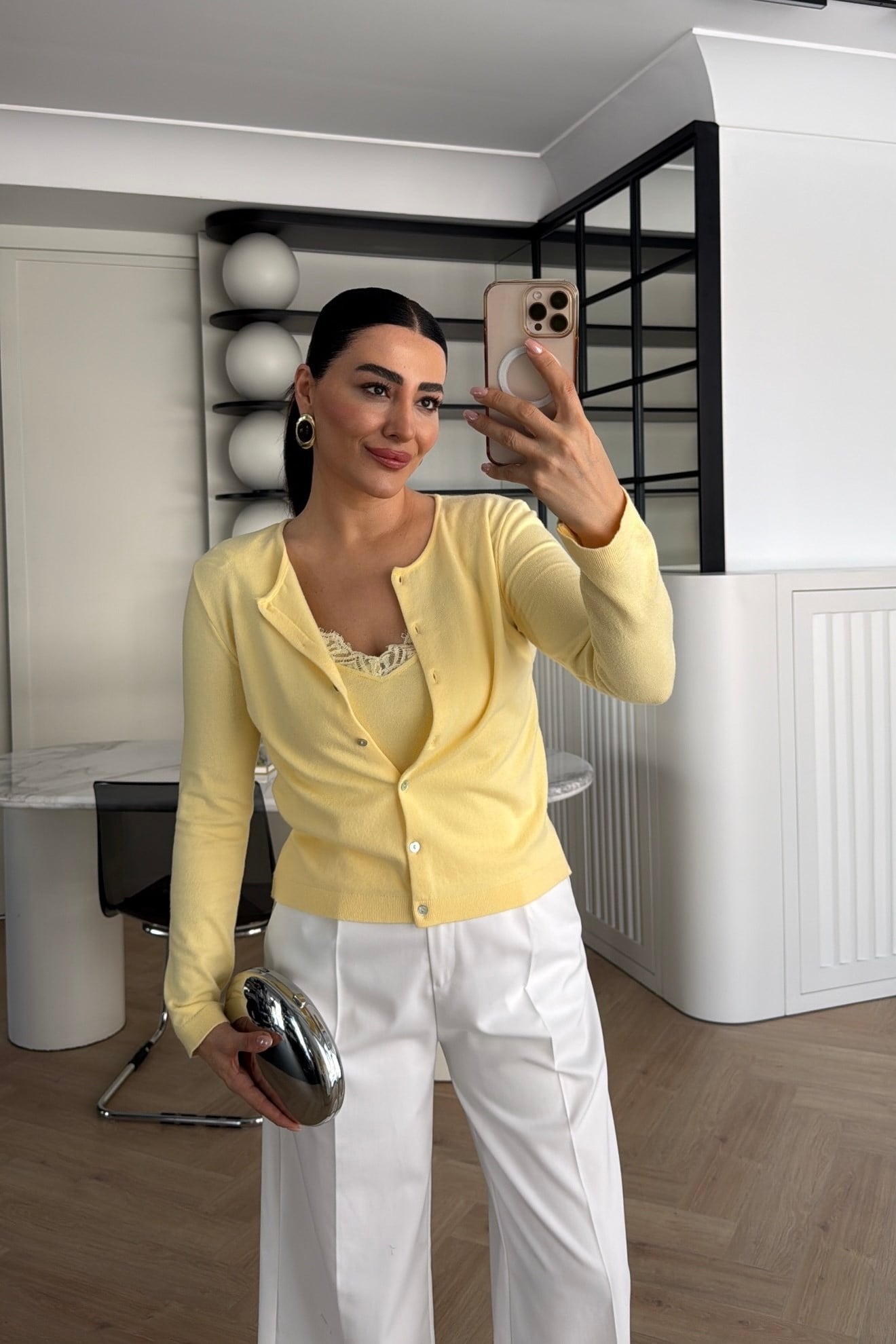 İÇ KISMI DANTEL ATLET DETAYLI TRİKO HIRKA SARI