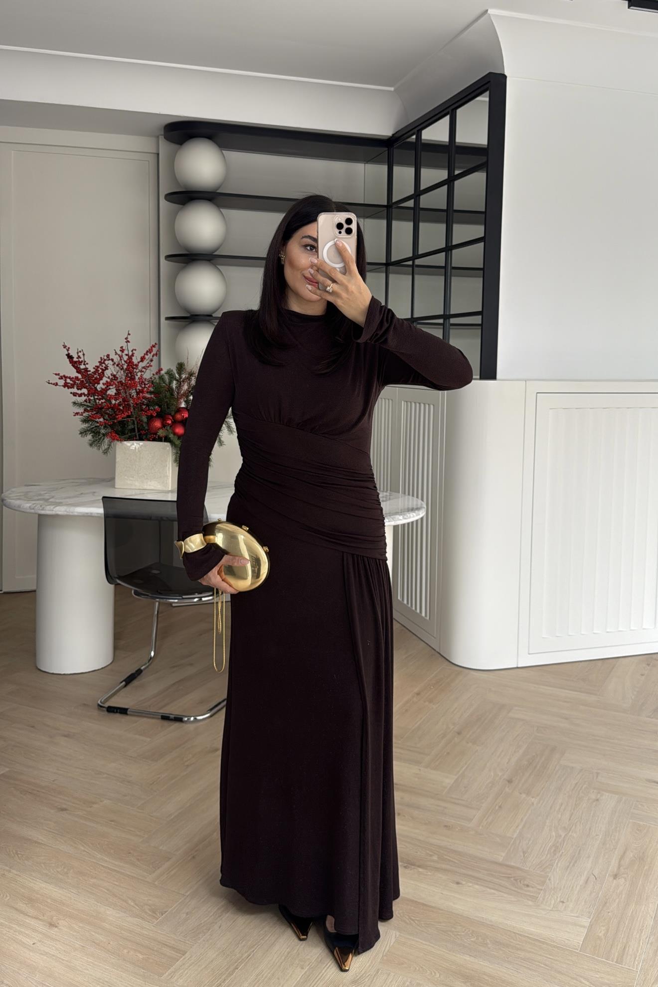 IŞILTILI MAXİ BOY TASARIM ELBİSE KAHVE