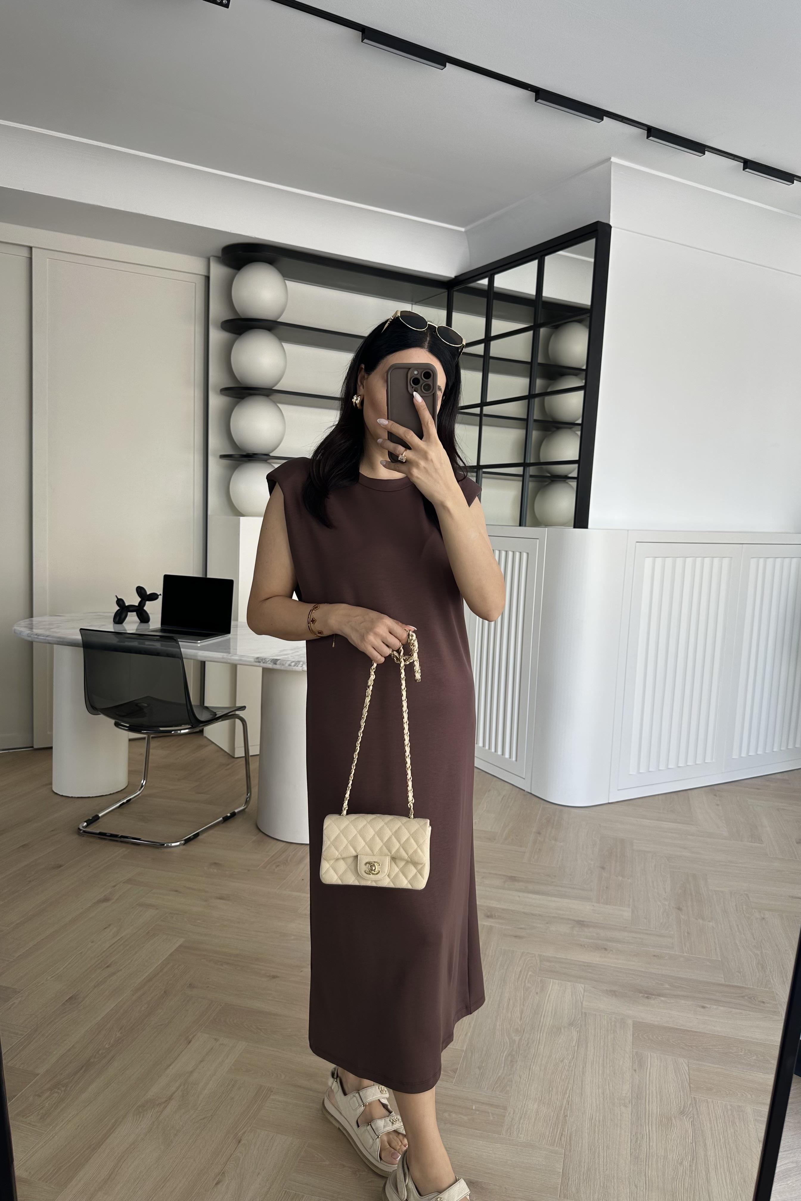 Kahve Vatkalı Modal Kumaş Rahat Elbise 