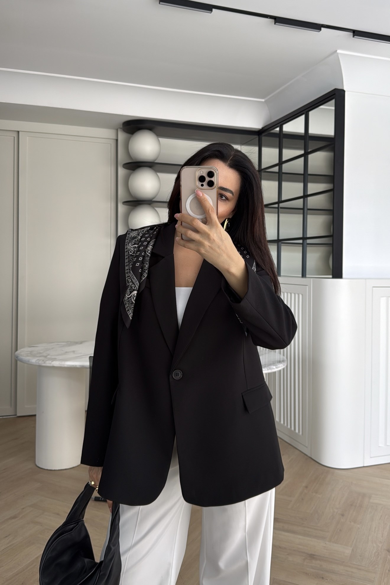 KENDİNDEN FULARLI BLAZER CEKET SİYAH